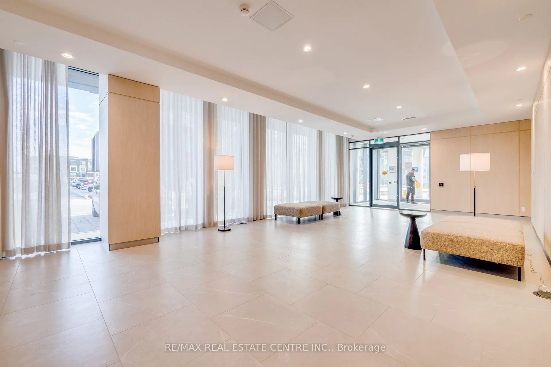 225 Veterans Drive, #1207