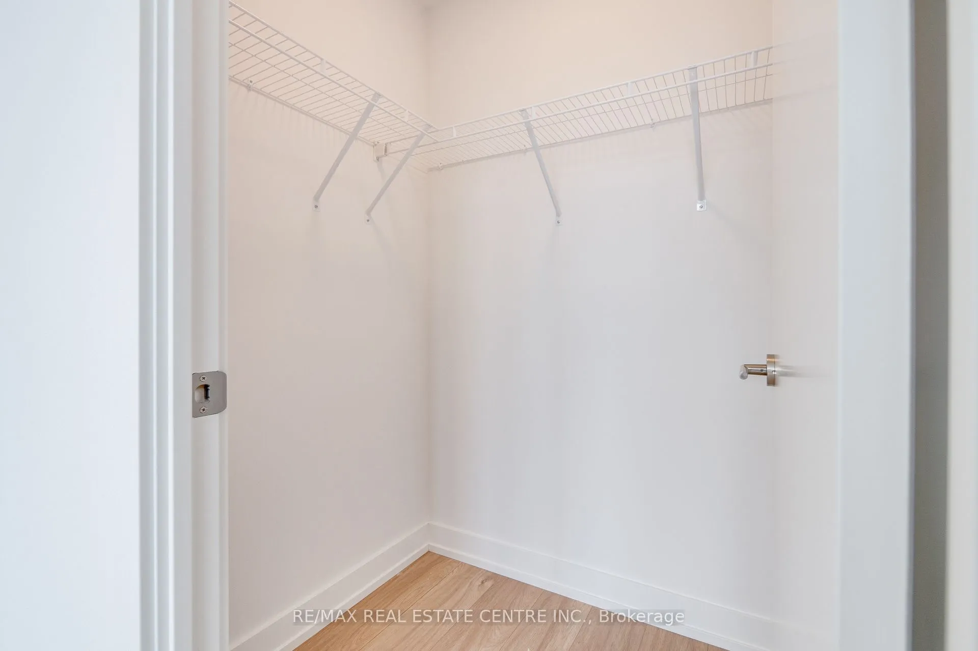 225 Veterans Drive, #1207