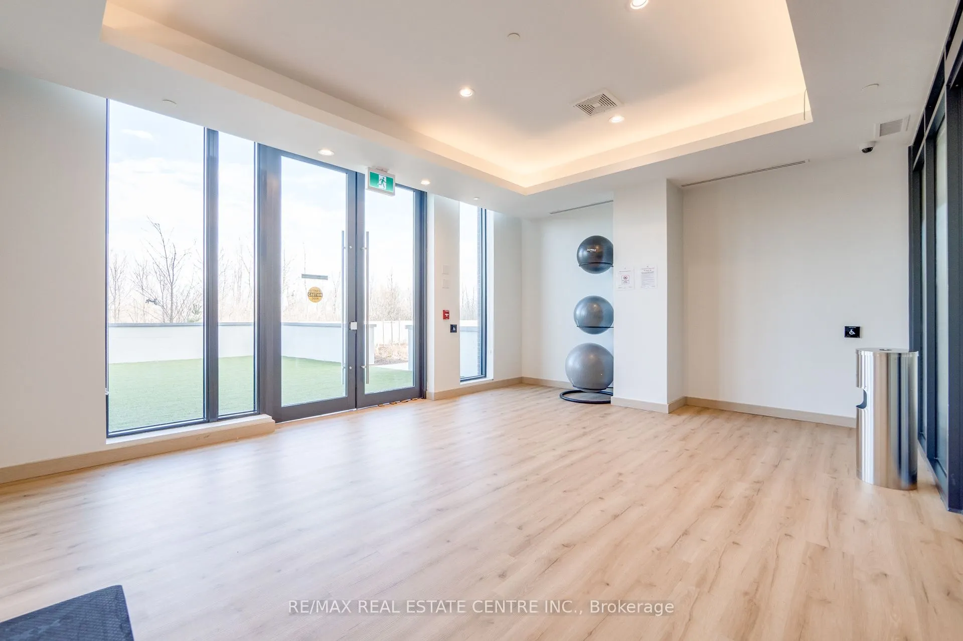 225 Veterans Drive, #1207