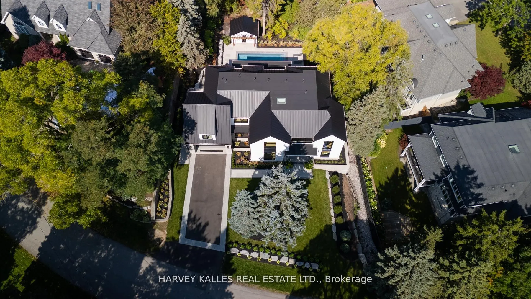 233 Lakewood Drive