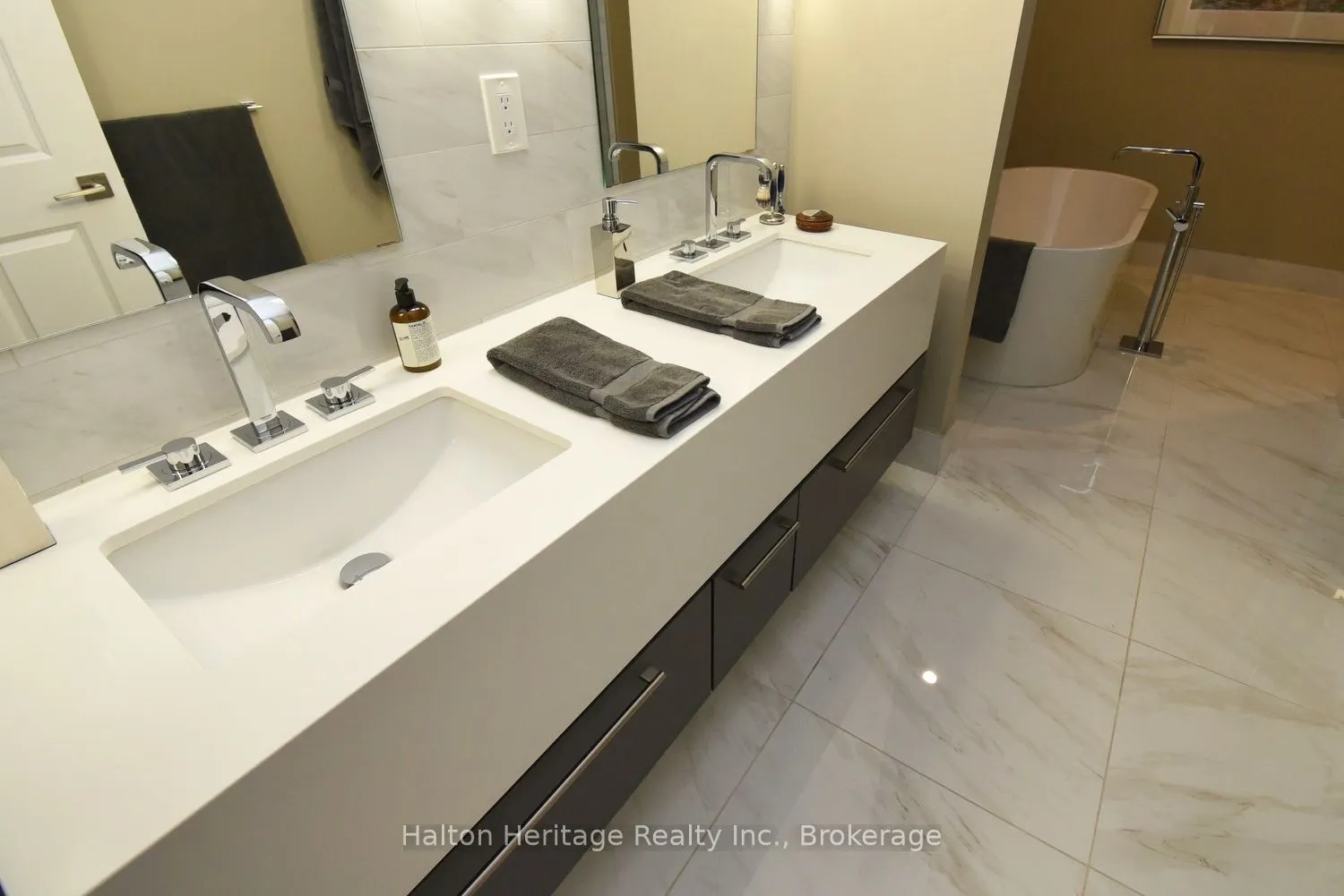 1441 Elgin Street, #604