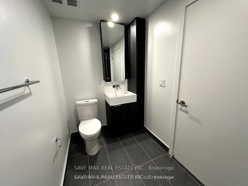 370 Martha Street, #1406