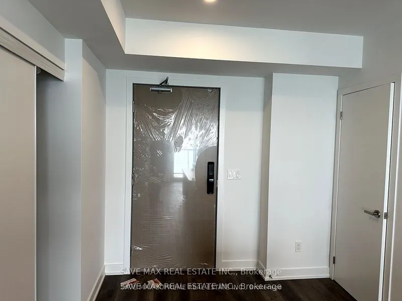 370 Martha Street, #1406