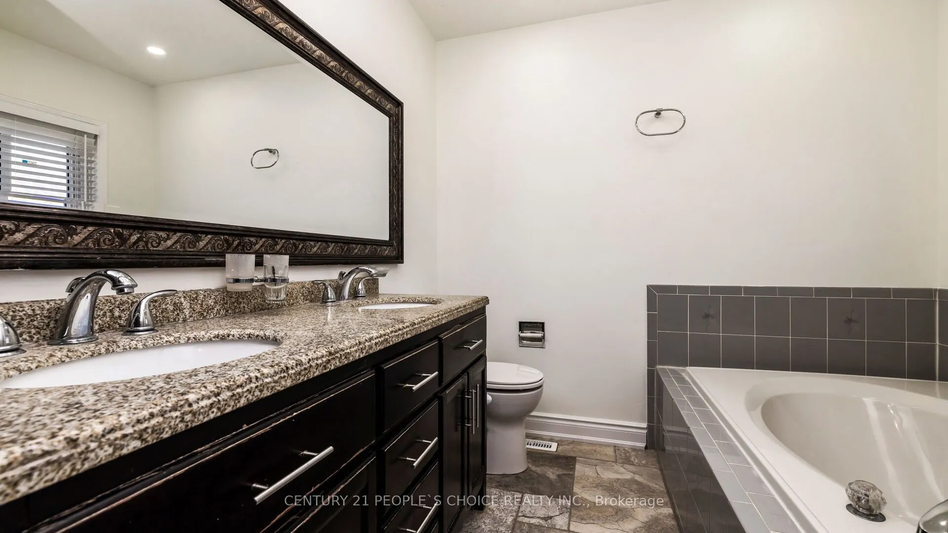 3464 Nutcracker Drive