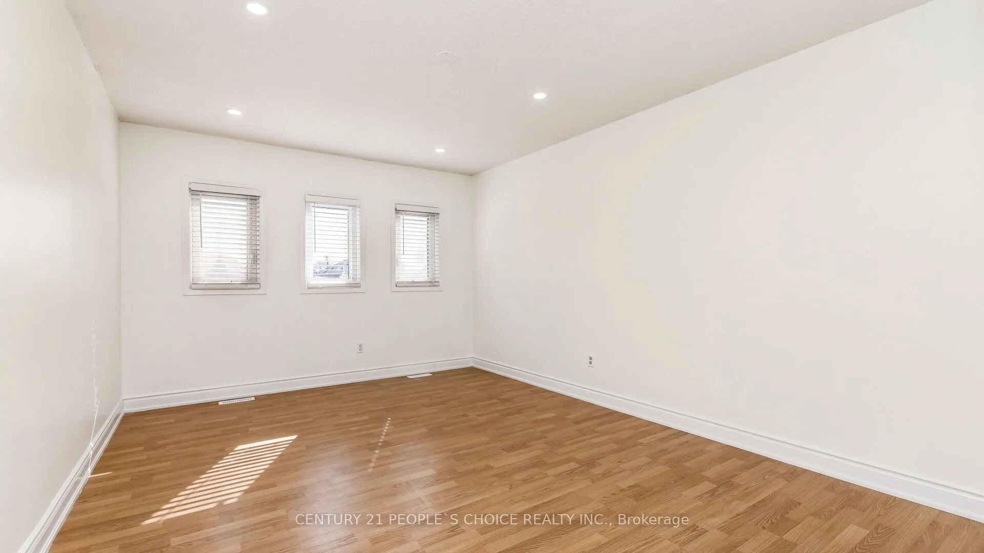 3464 Nutcracker Drive