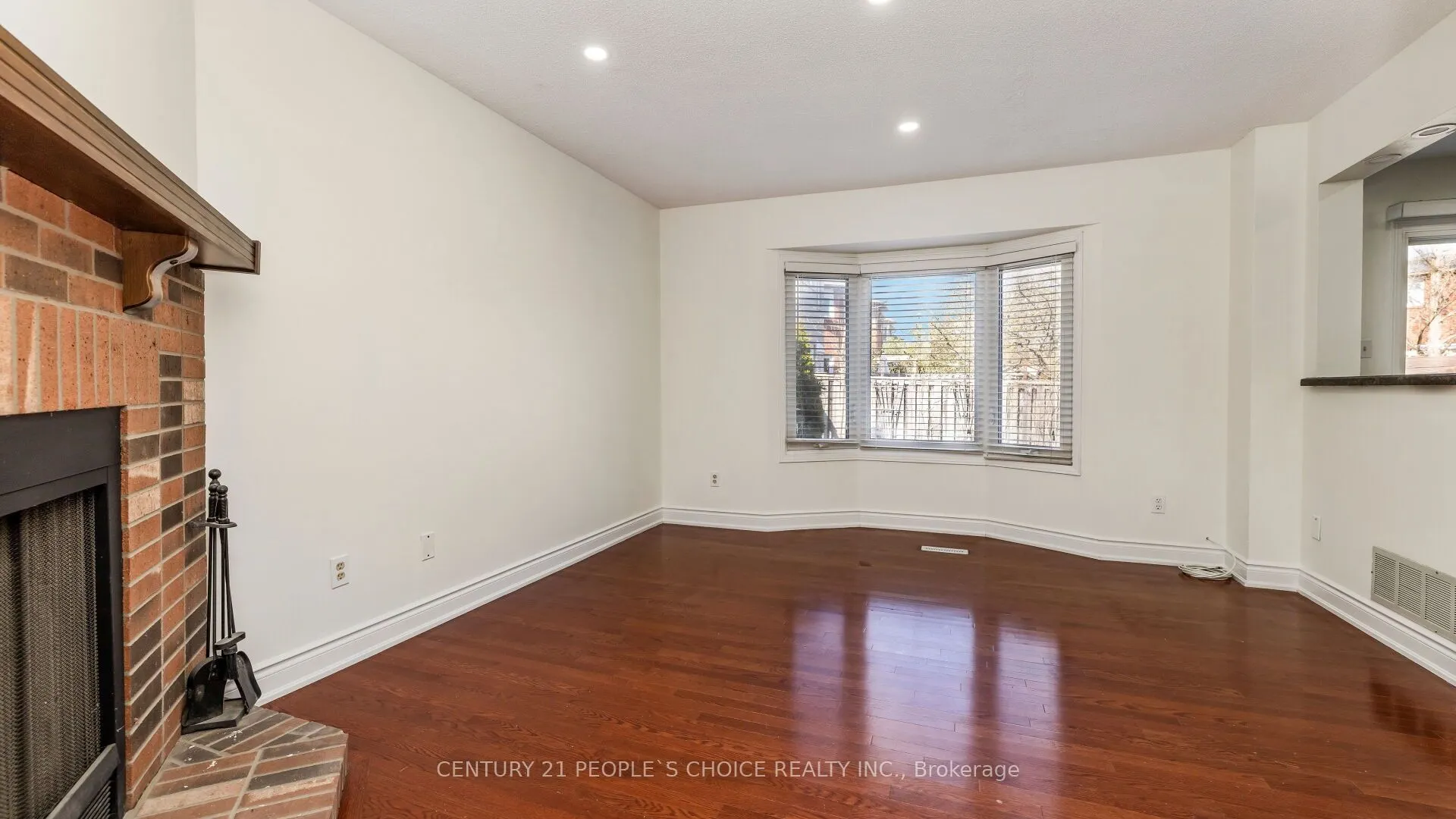 3464 Nutcracker Drive