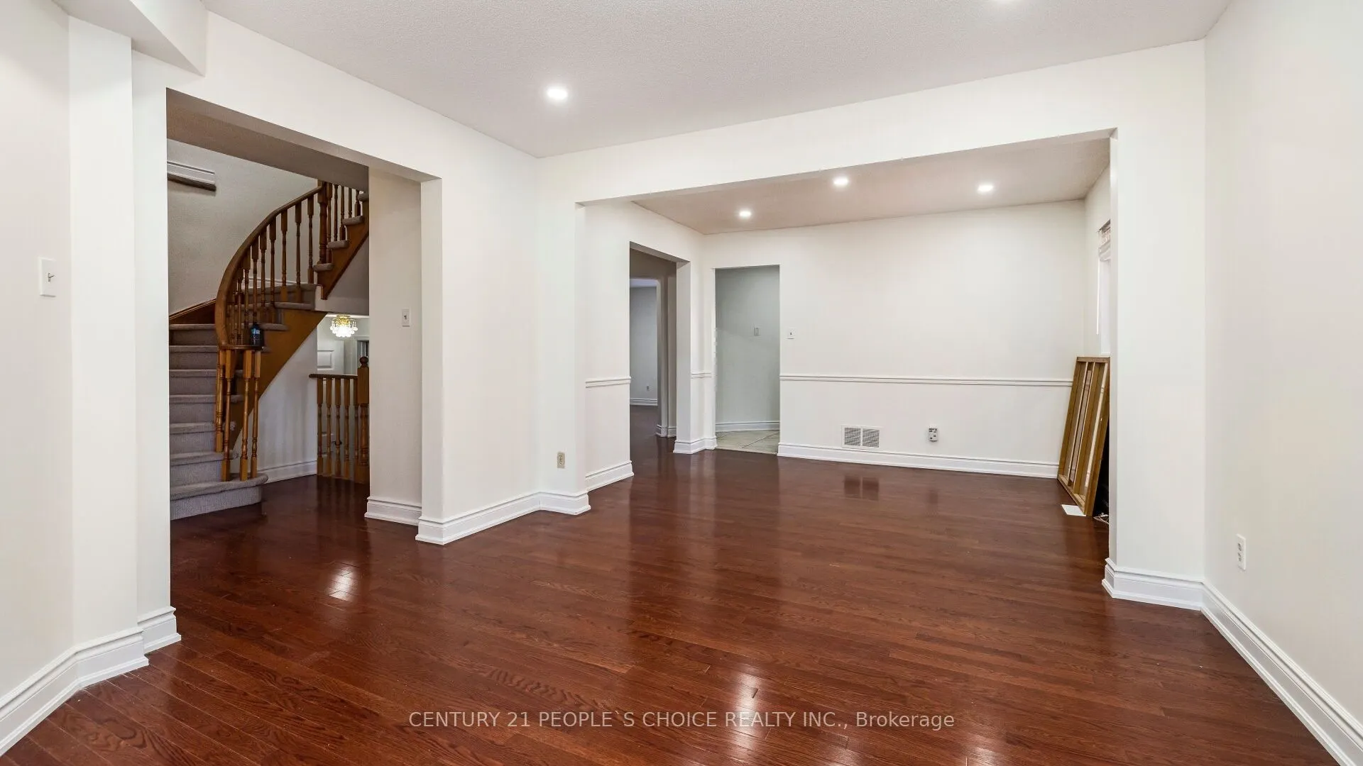3464 Nutcracker Drive