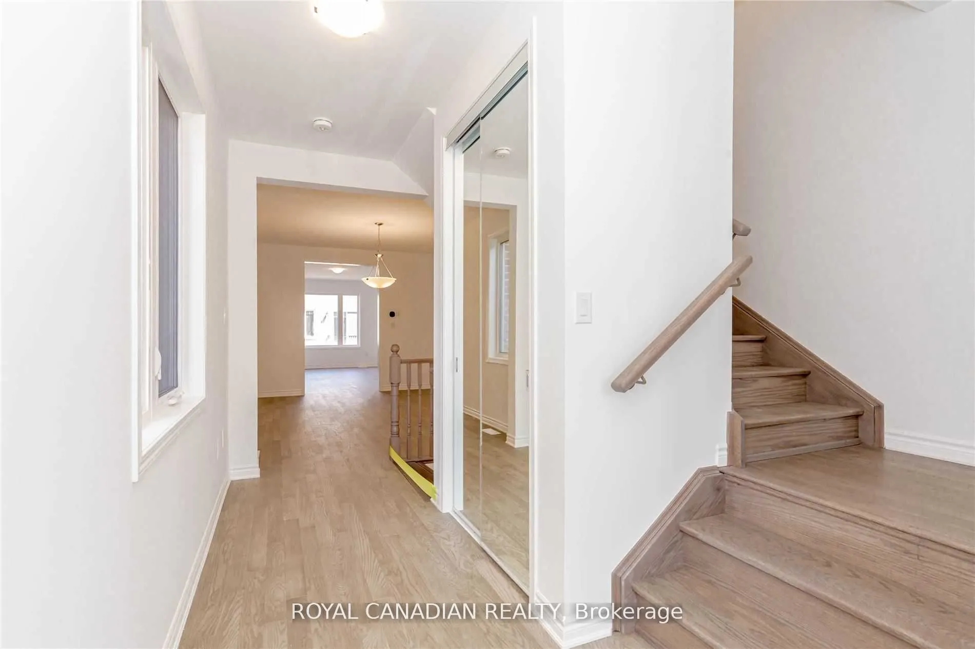 1355 Lobelia Crescent
