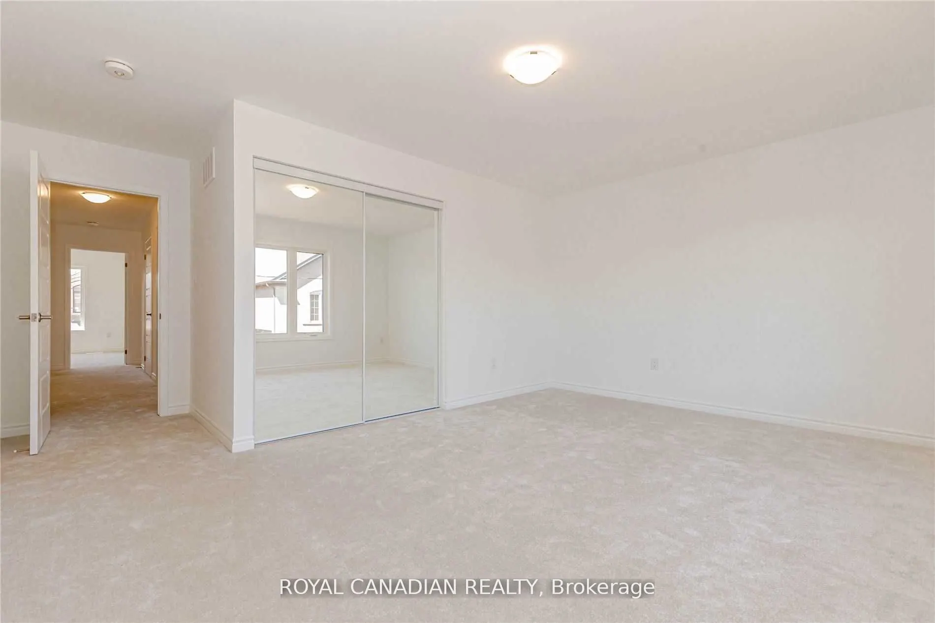 1355 Lobelia Crescent