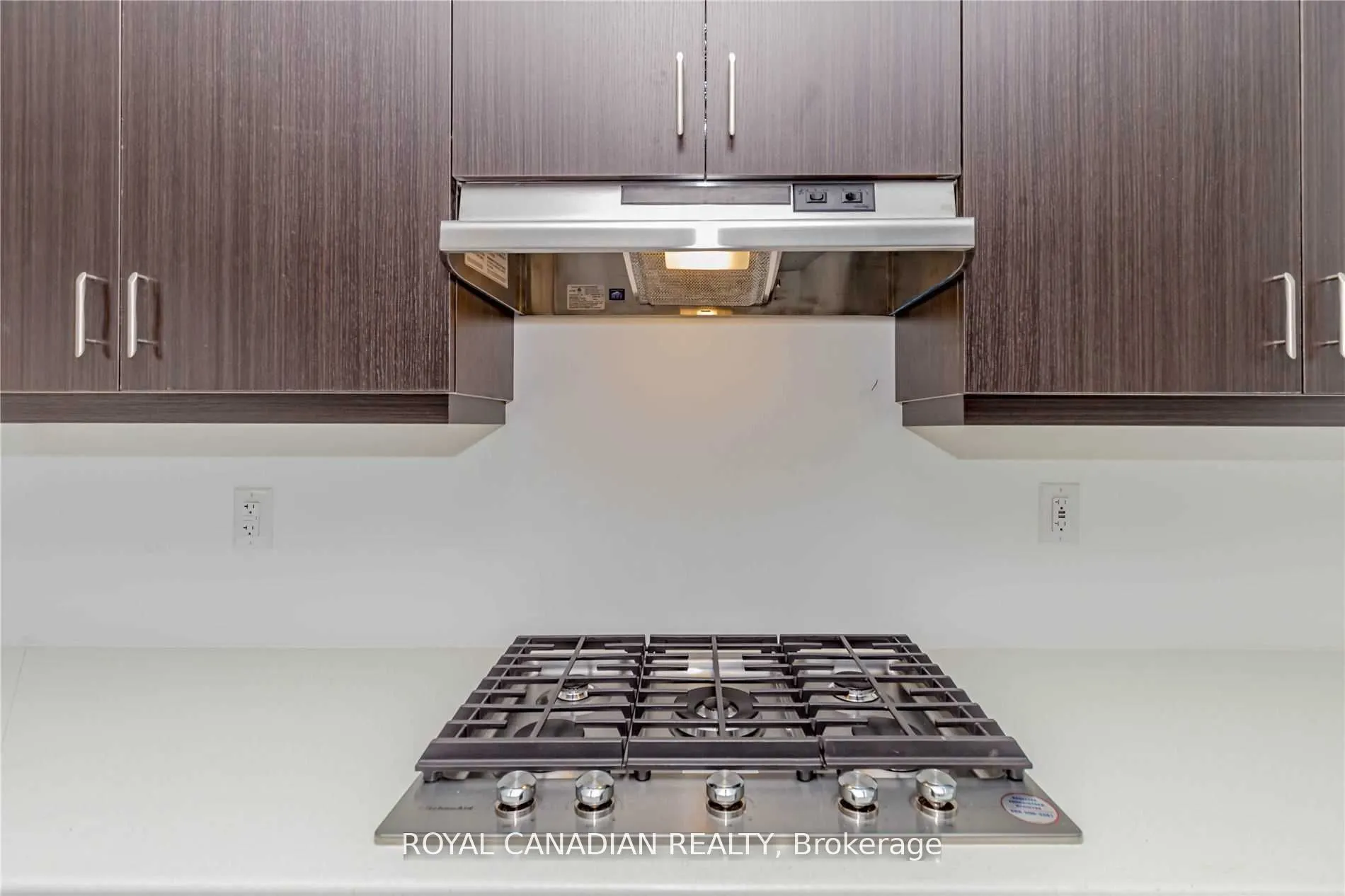 1355 Lobelia Crescent