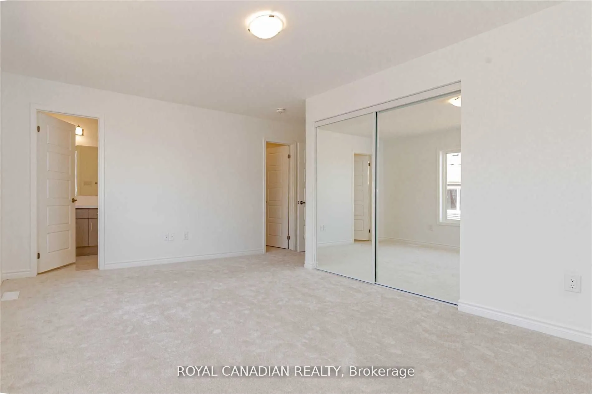 1355 Lobelia Crescent