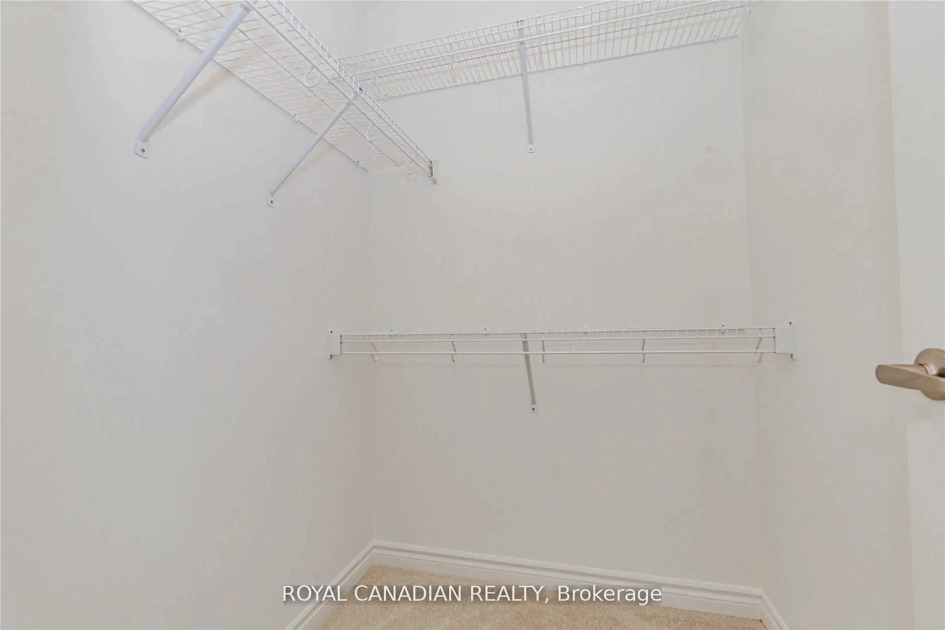 1355 Lobelia Crescent
