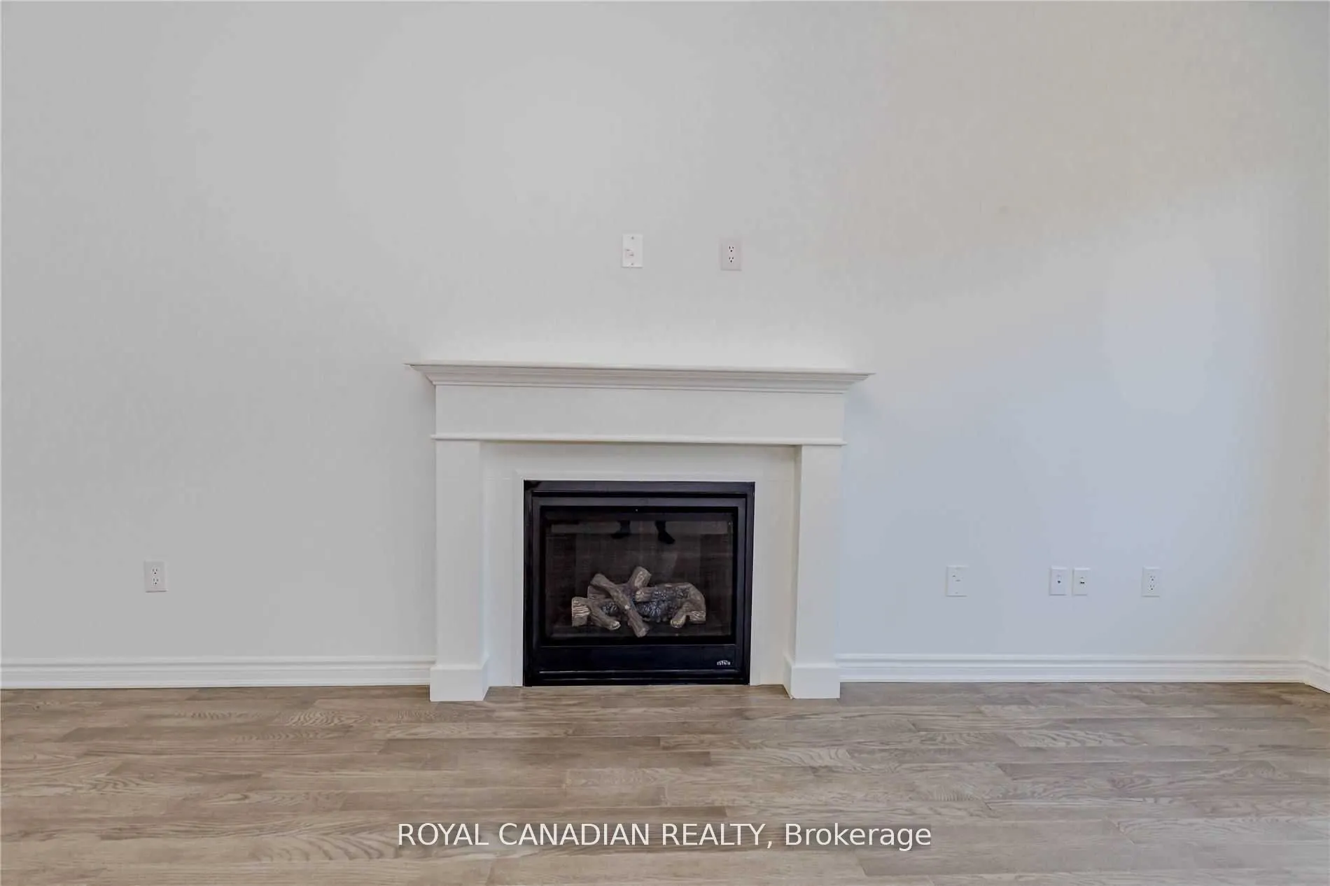 1355 Lobelia Crescent