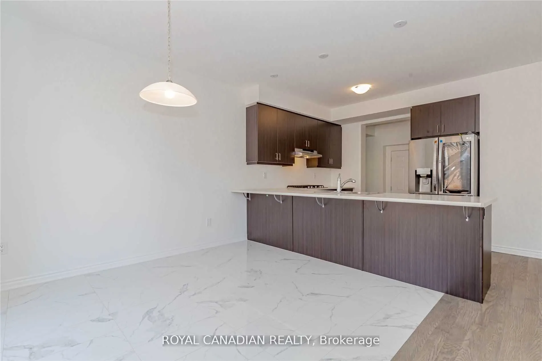 1355 Lobelia Crescent