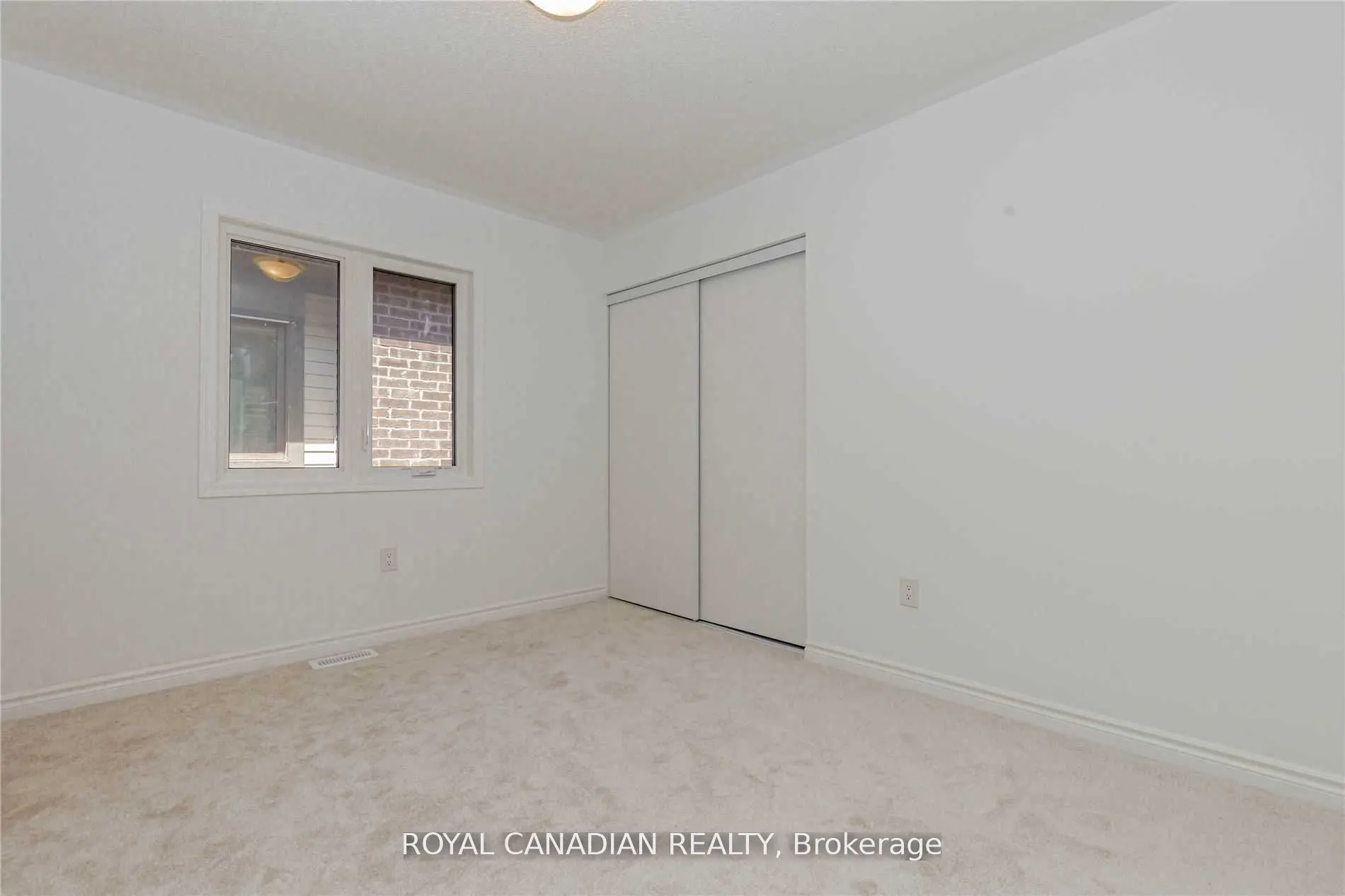 1355 Lobelia Crescent