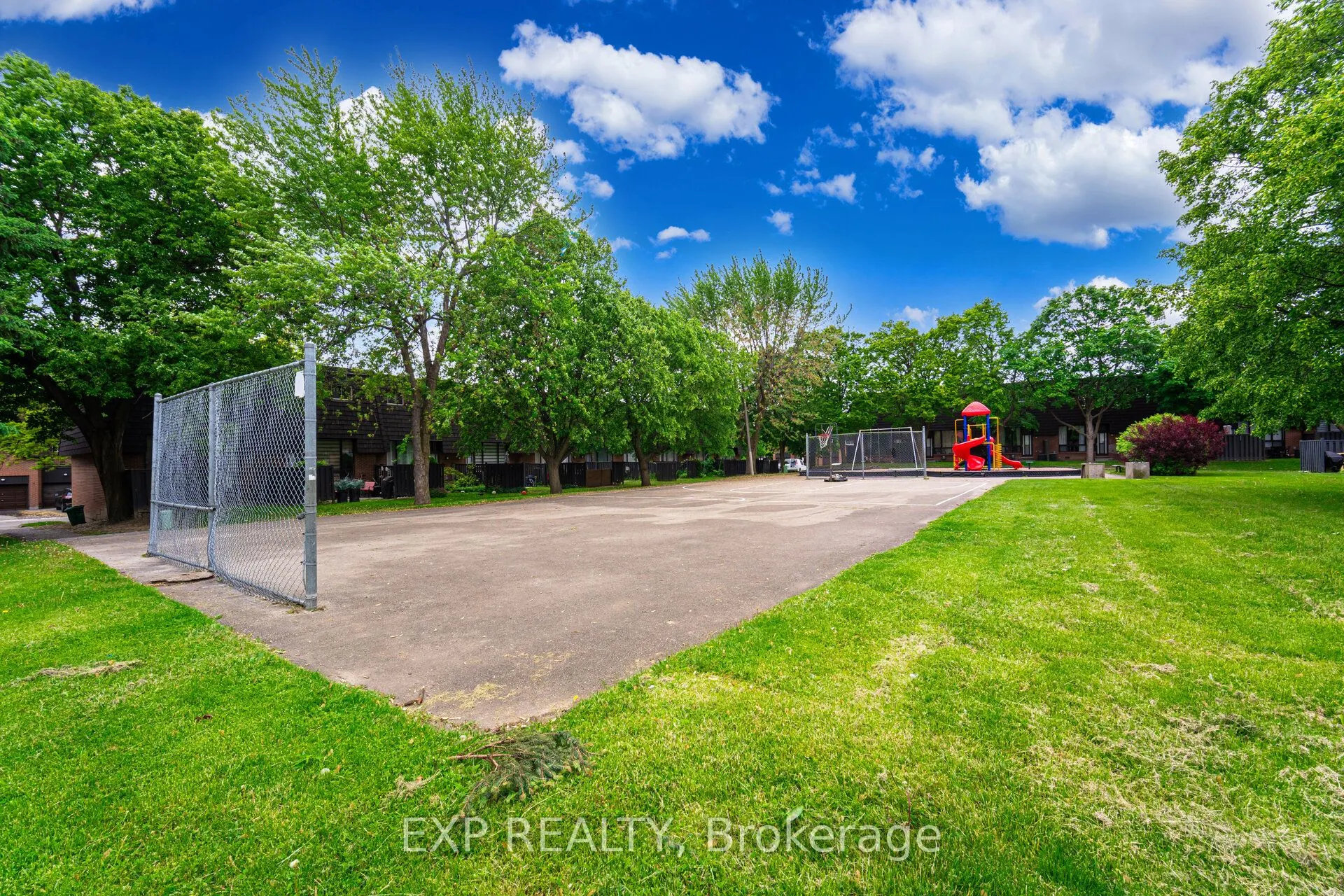 136 Darras Court, #136