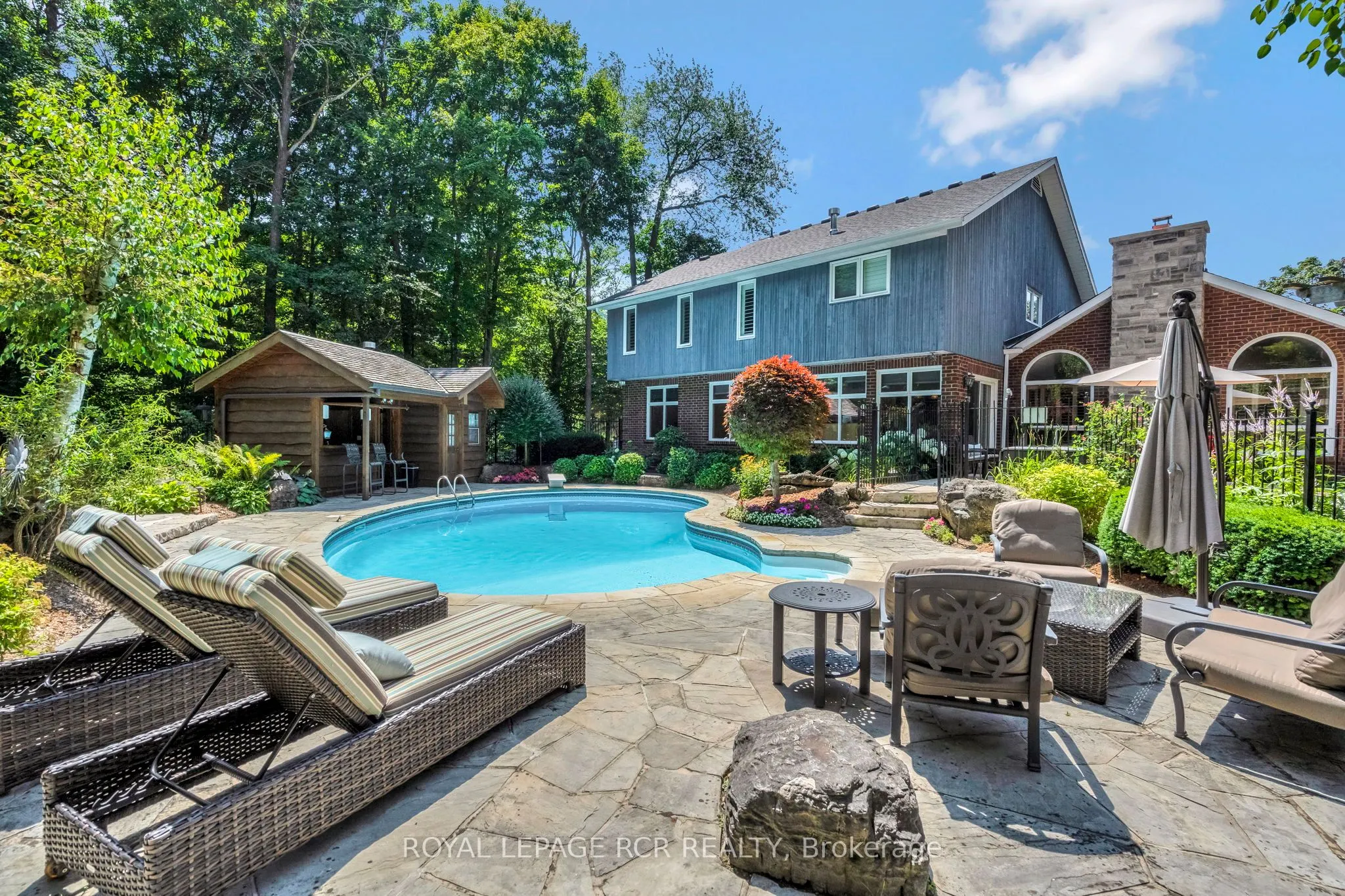 7 Rosehill Court