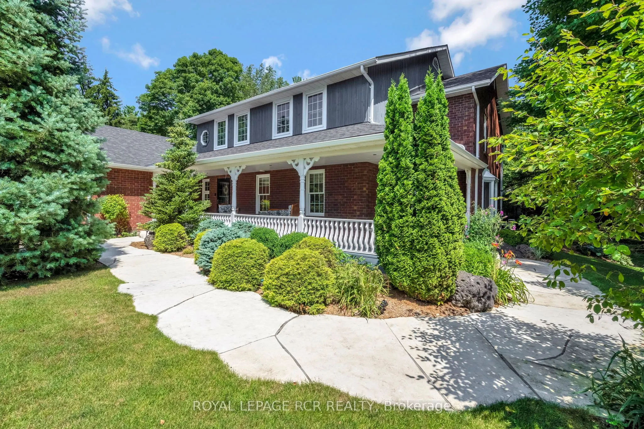 7 Rosehill Court