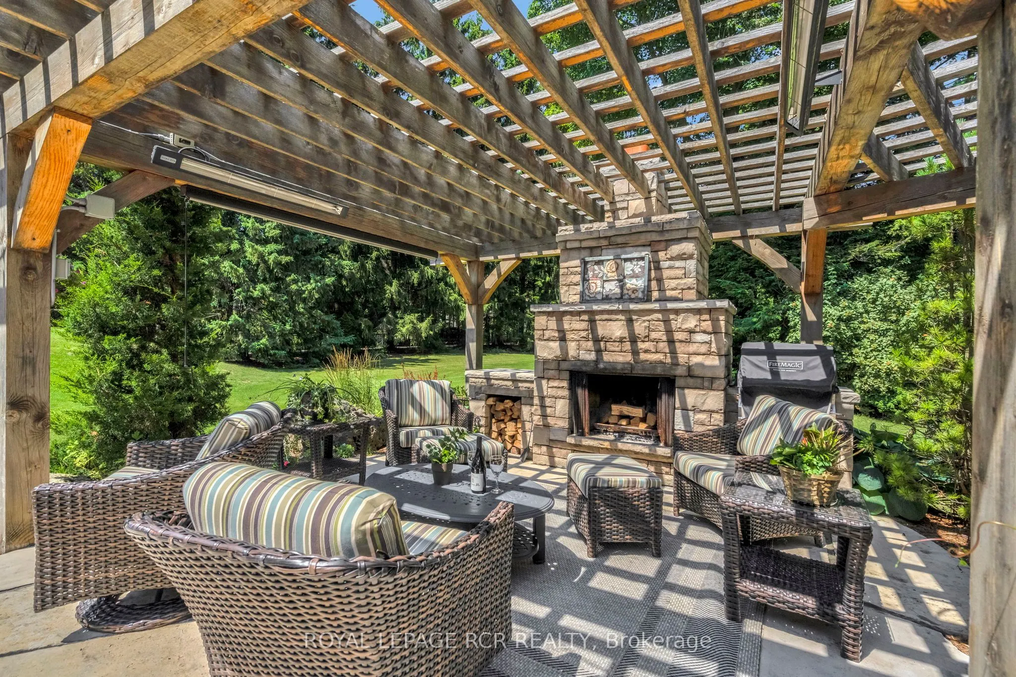 7 Rosehill Court