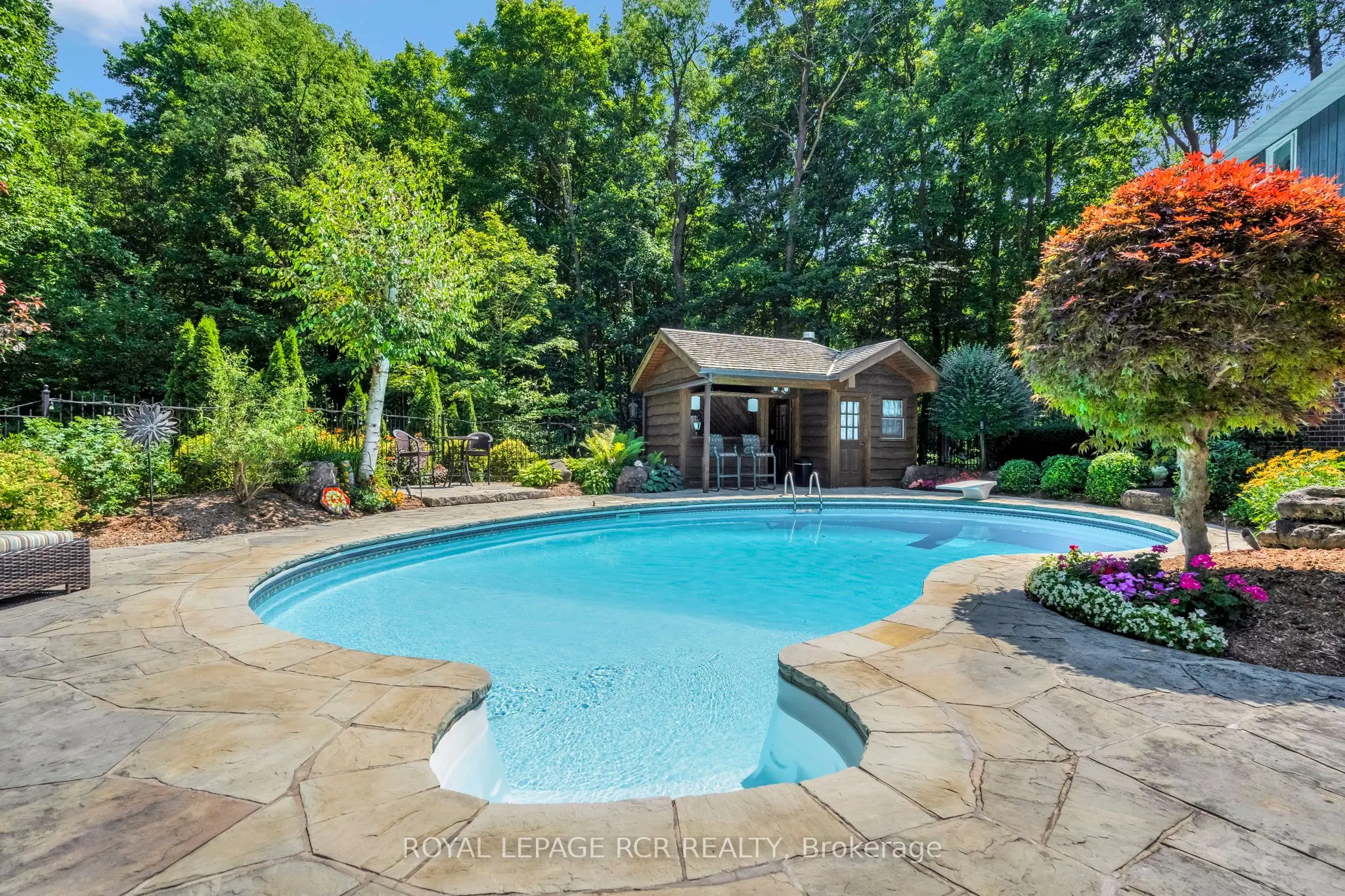 7 Rosehill Court