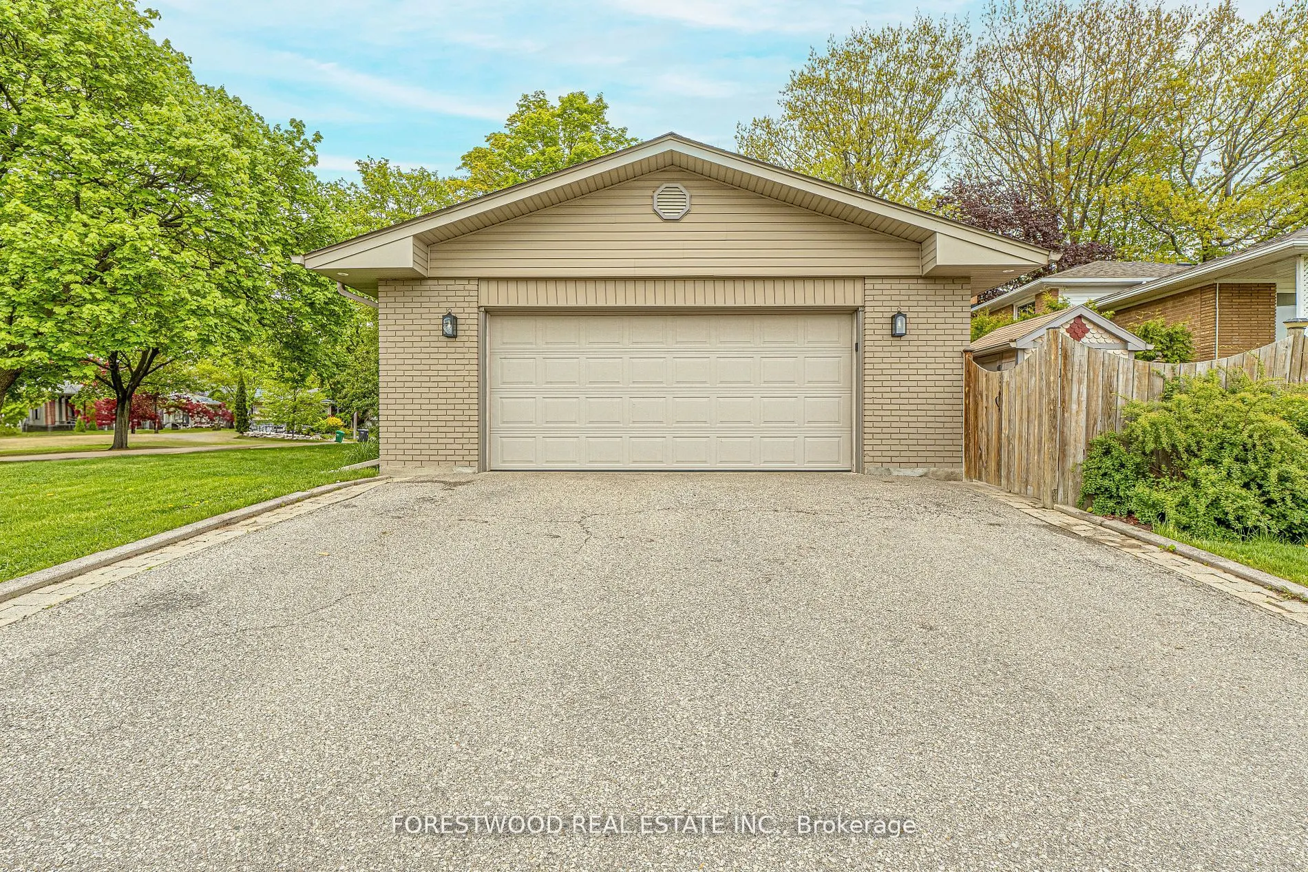 3376 Grassfire Crescent