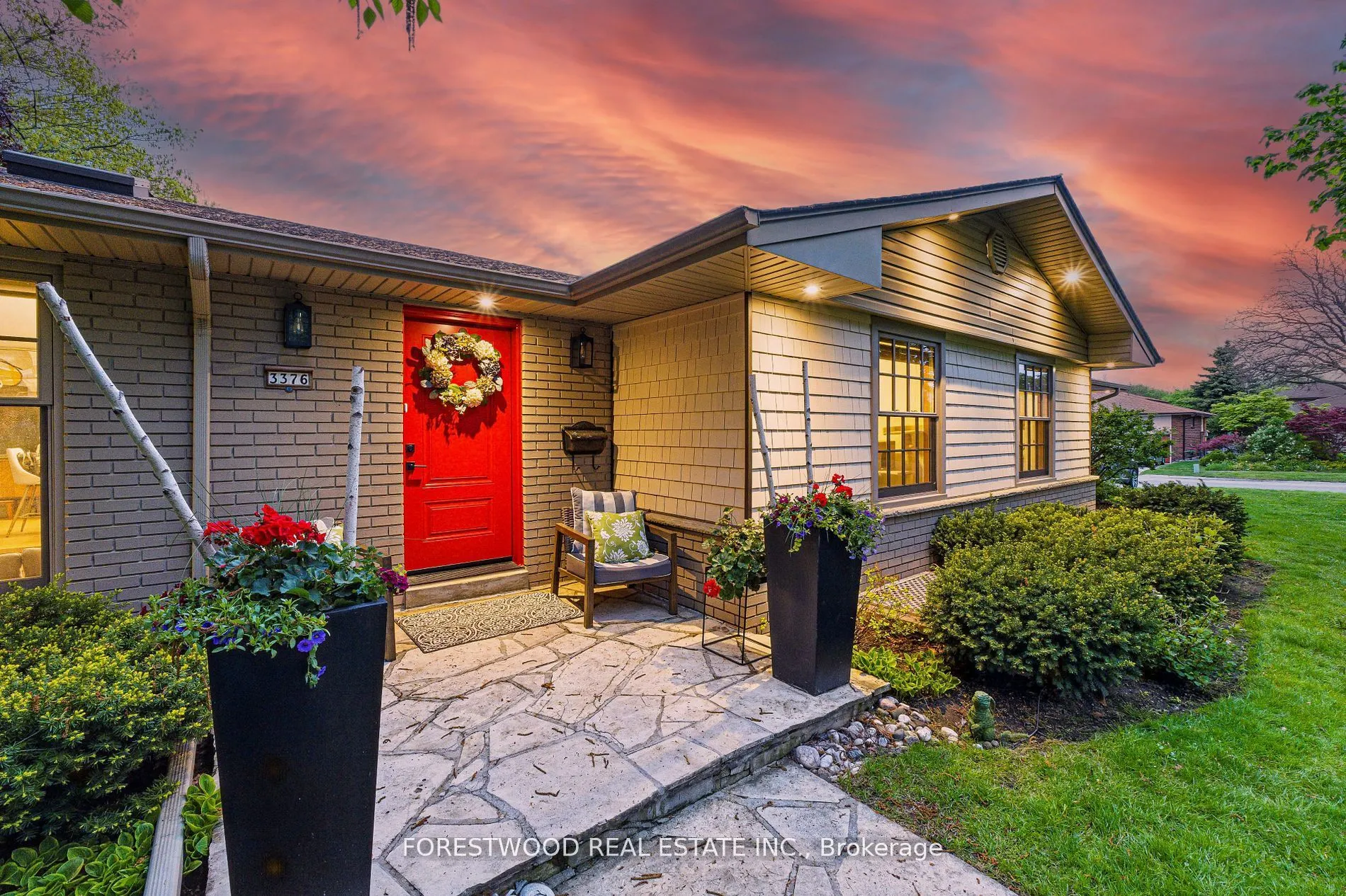 3376 Grassfire Crescent