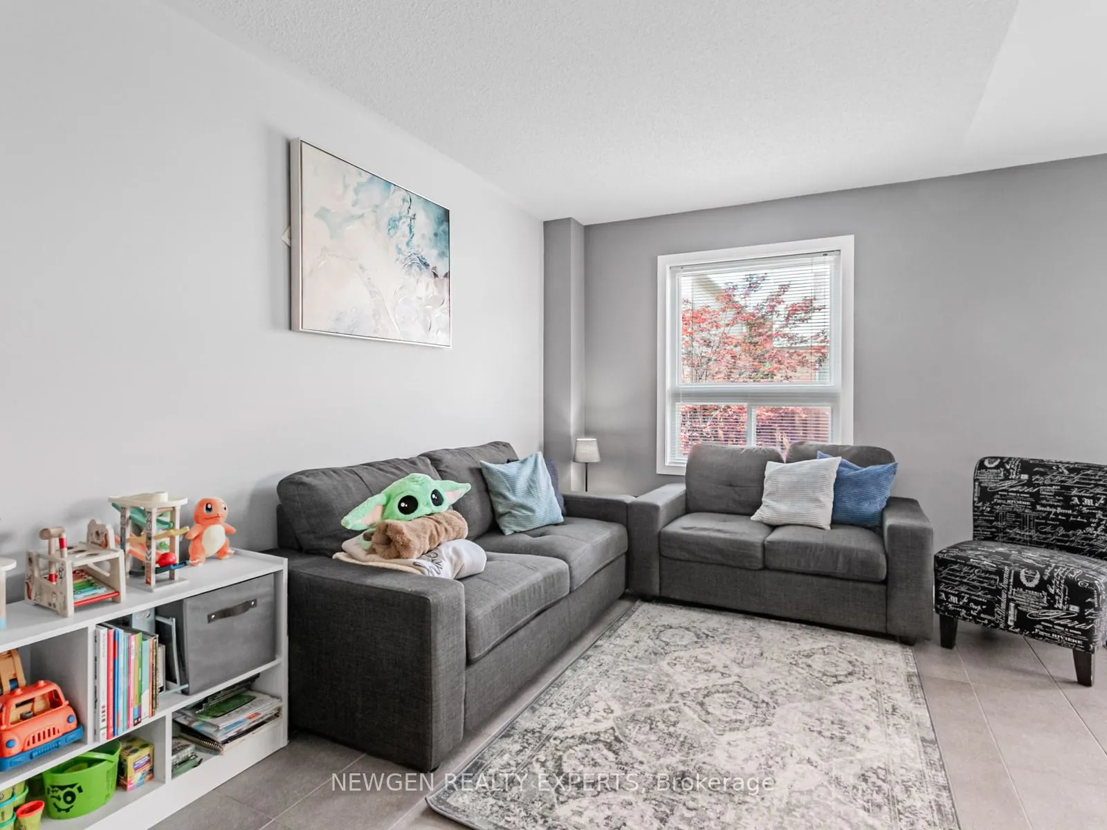 24 Bearwood Street N