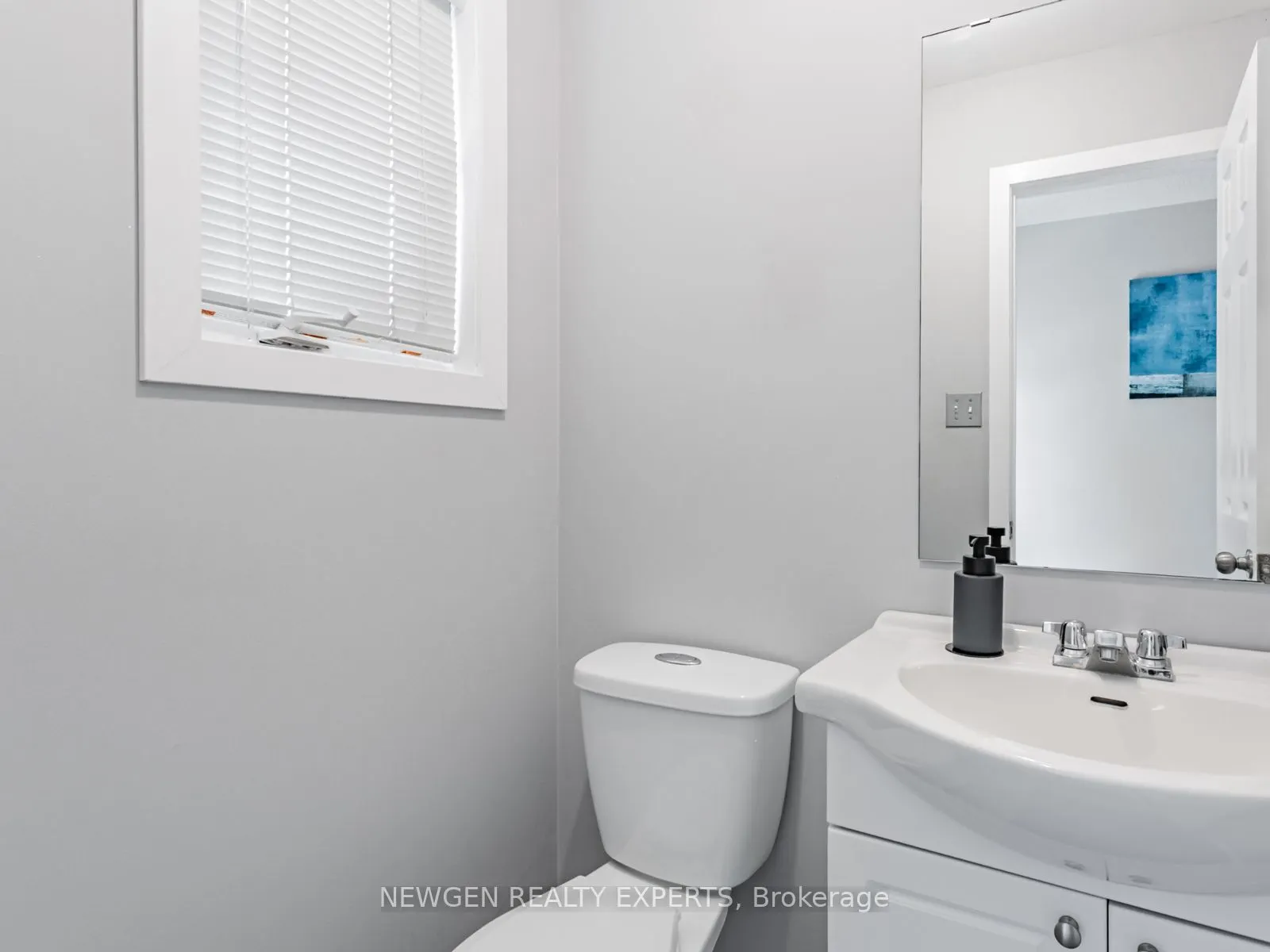 24 Bearwood Street N