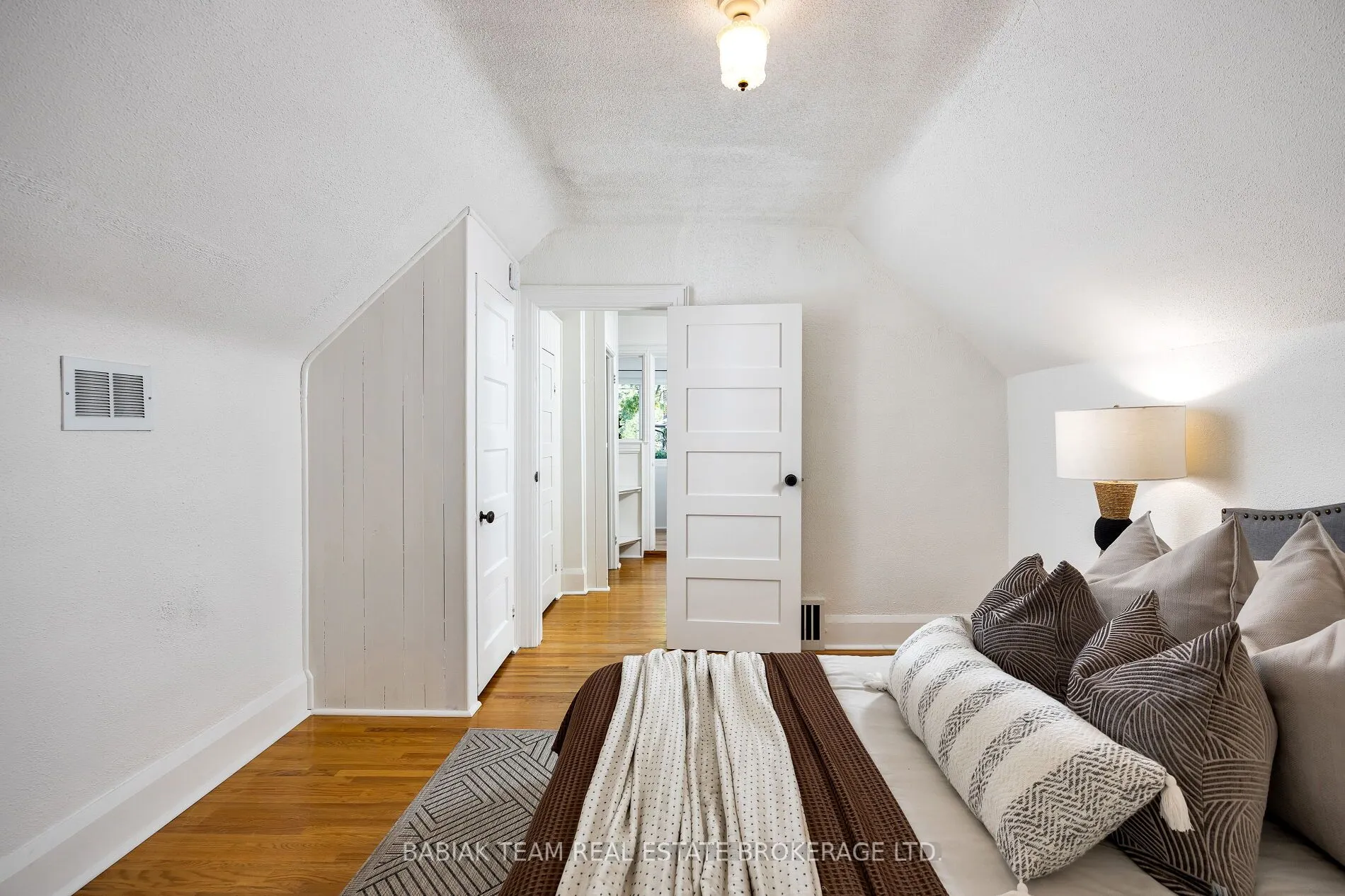 122 Colbeck Street