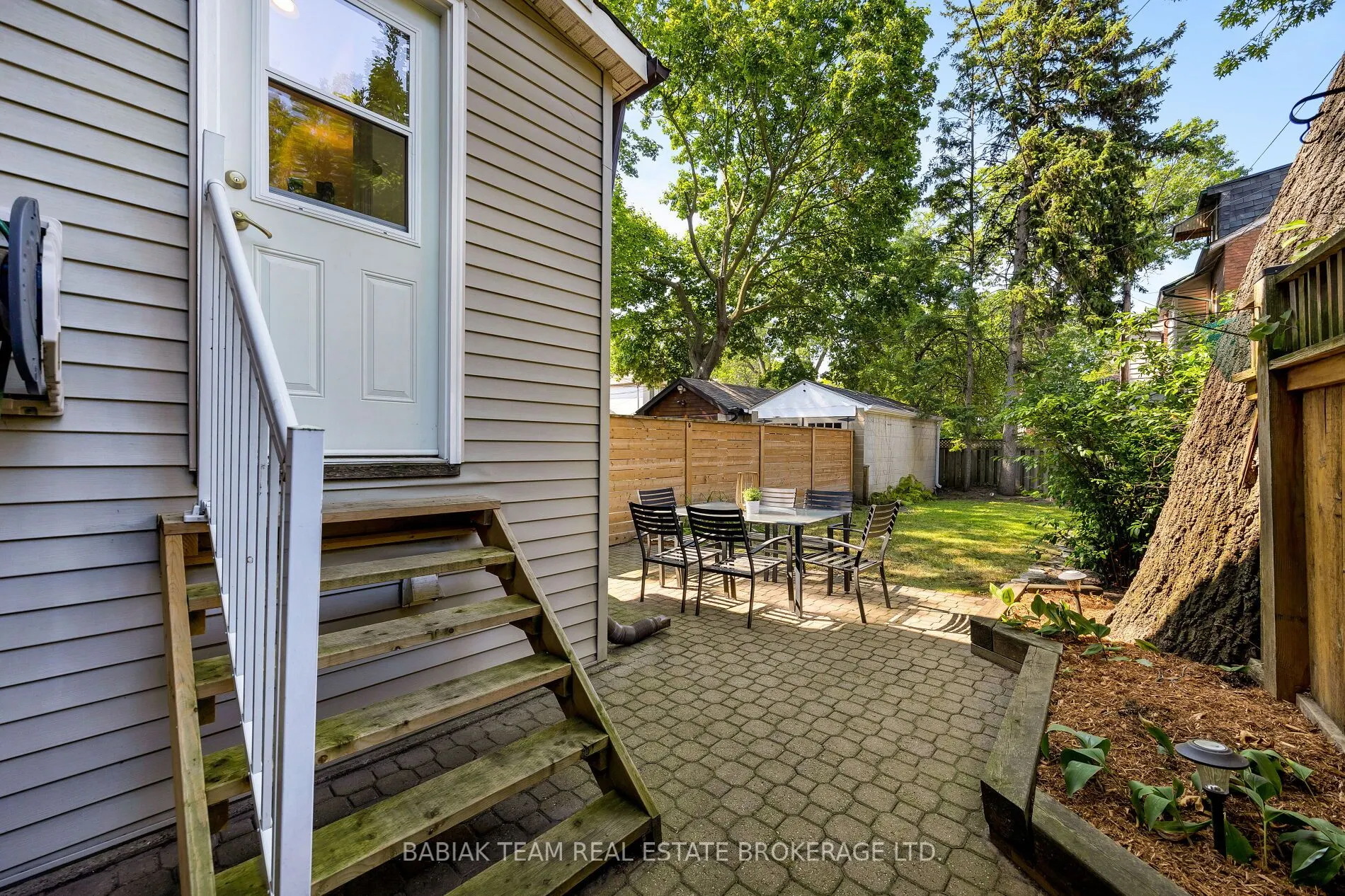 122 Colbeck Street