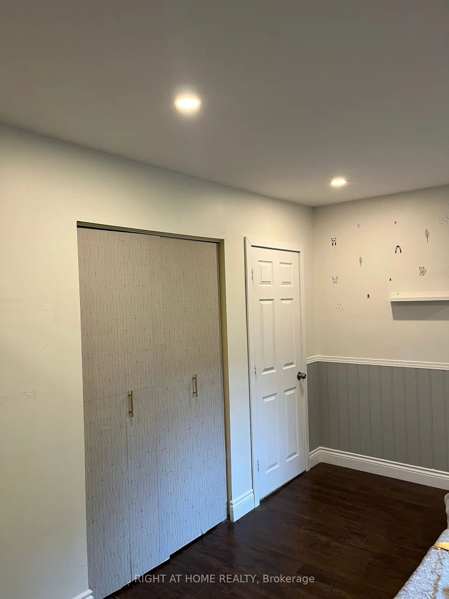 1294 Guelph Line, #3