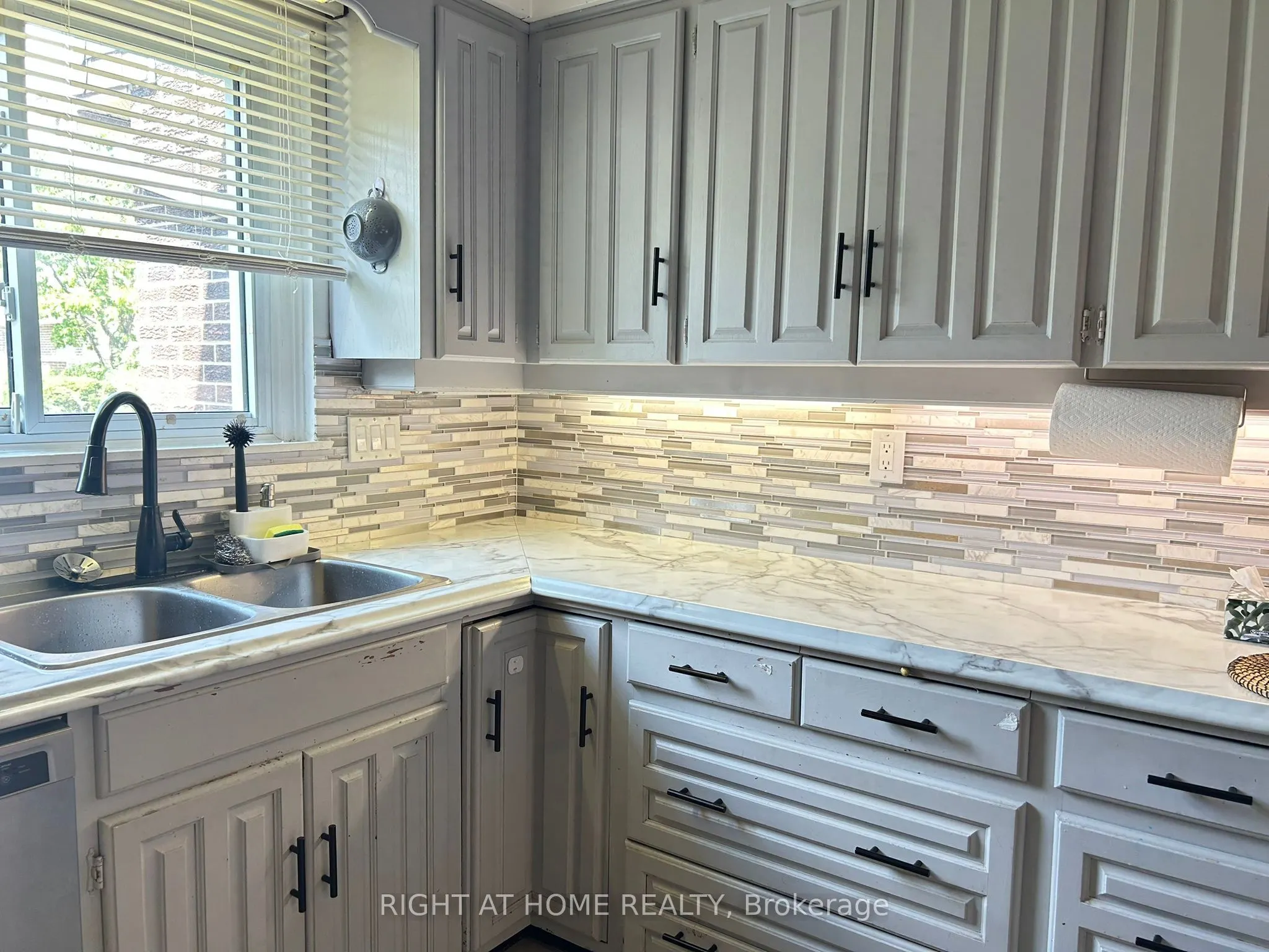 1294 Guelph Line, #3