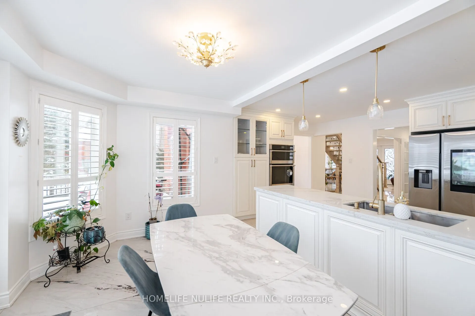 6150 Bankhead Court