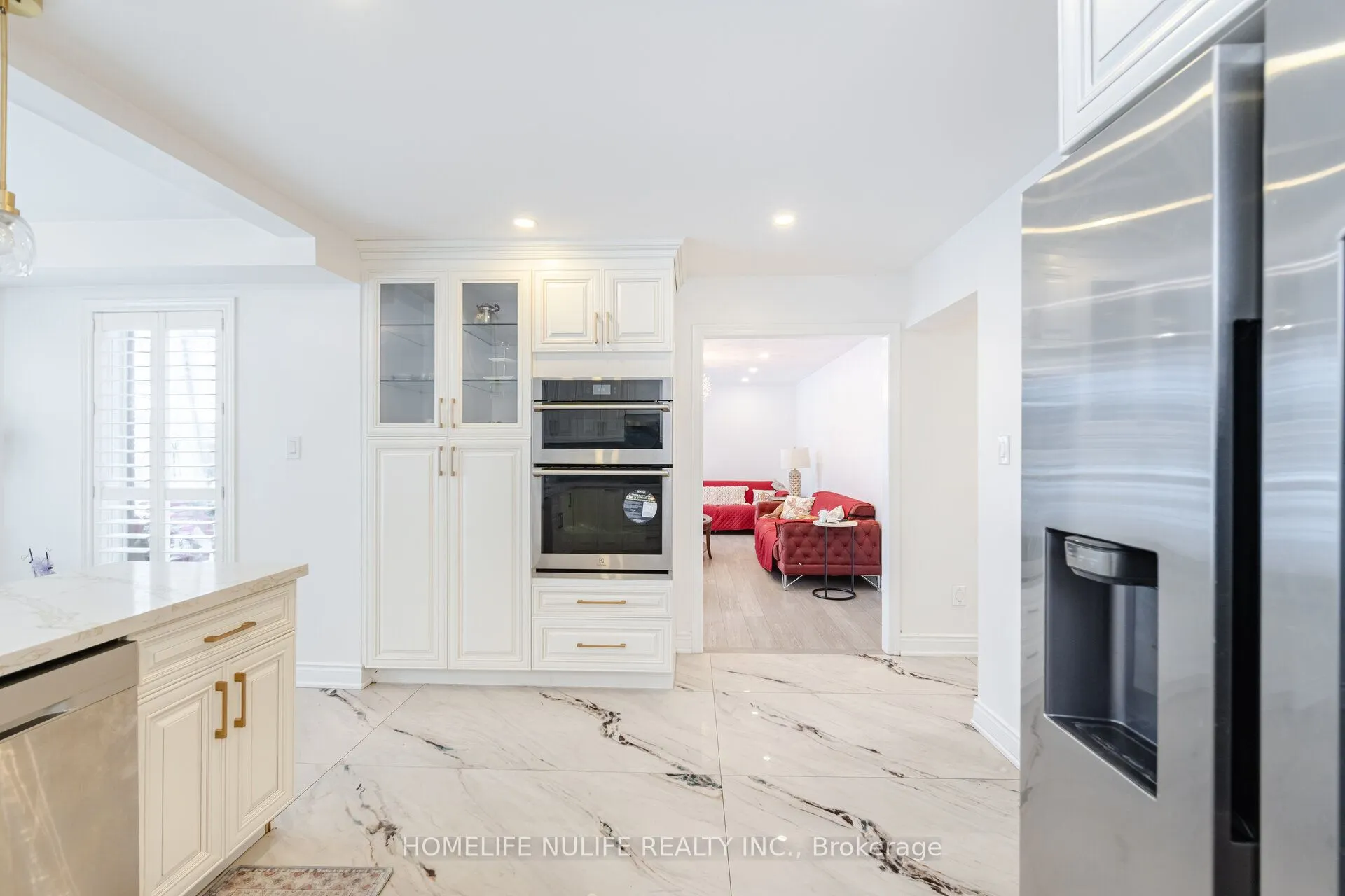 6150 Bankhead Court