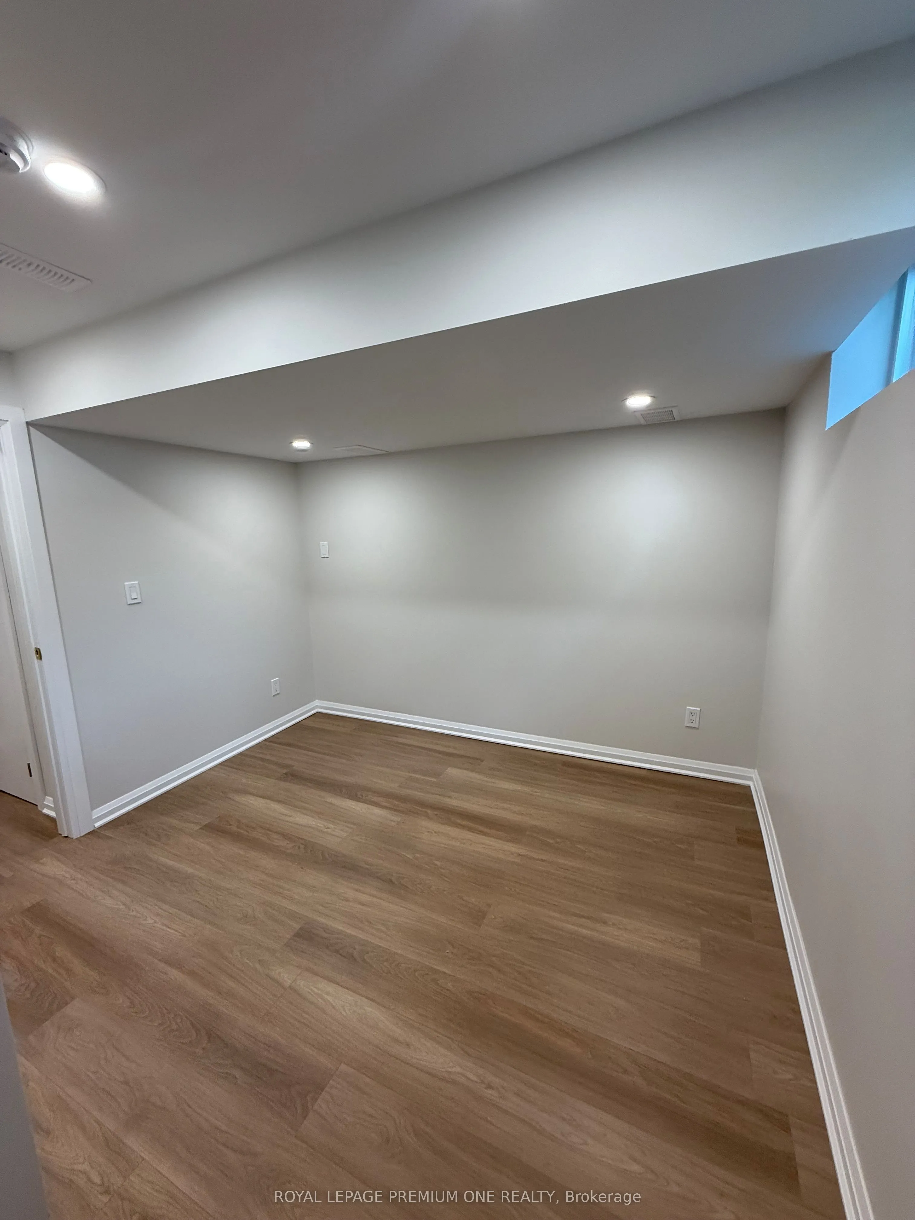 50 Faversham Crescent, #Basement Level