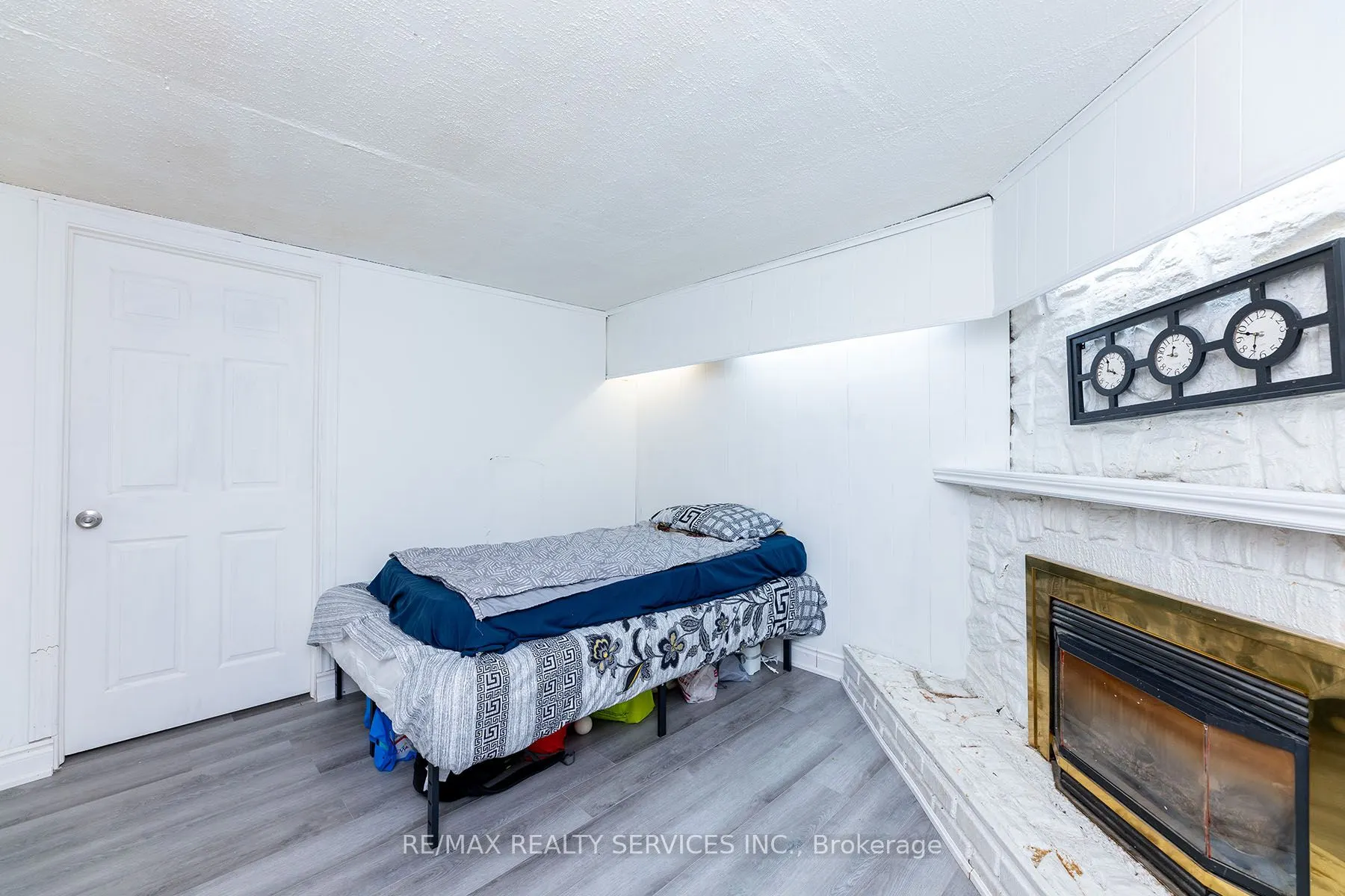 1306 Guelph Line, #Unit 3