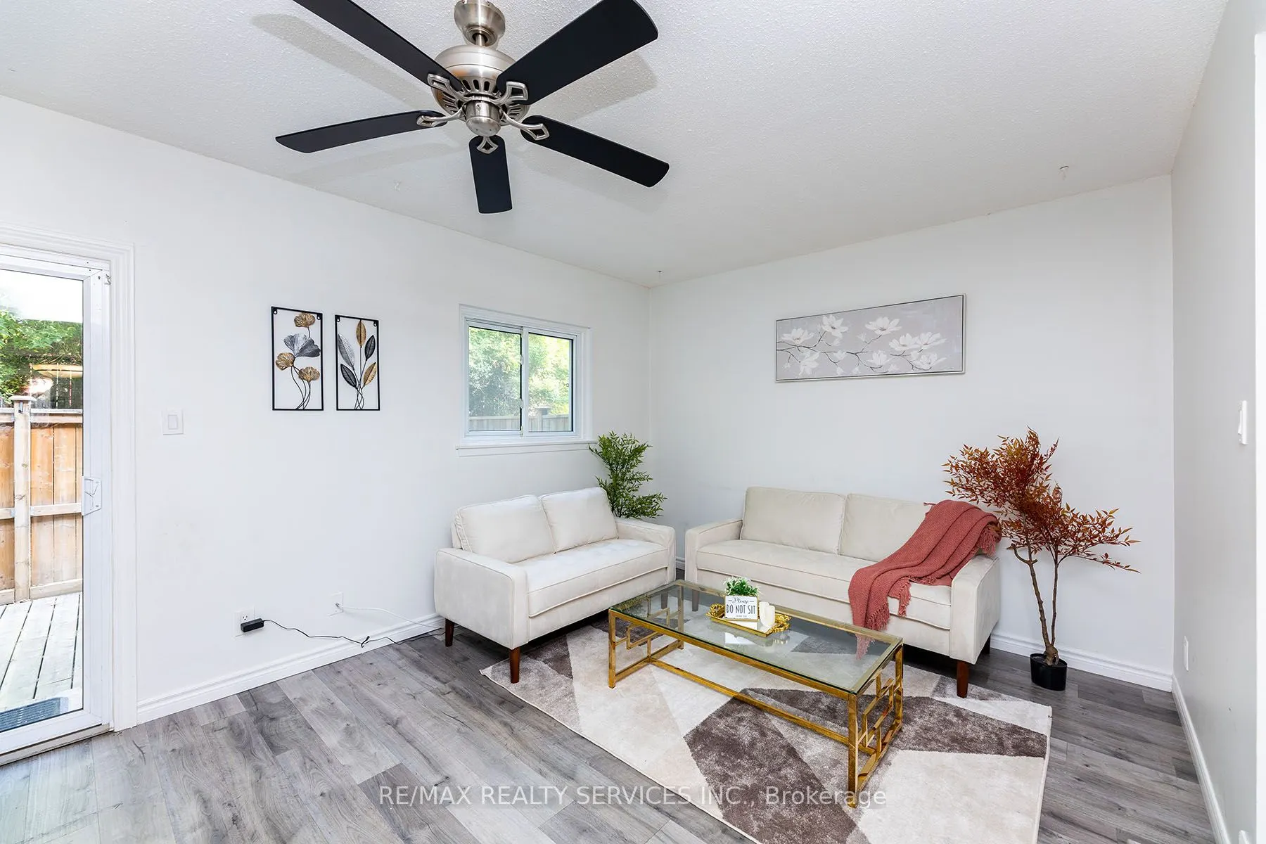 1306 Guelph Line, #Unit 3