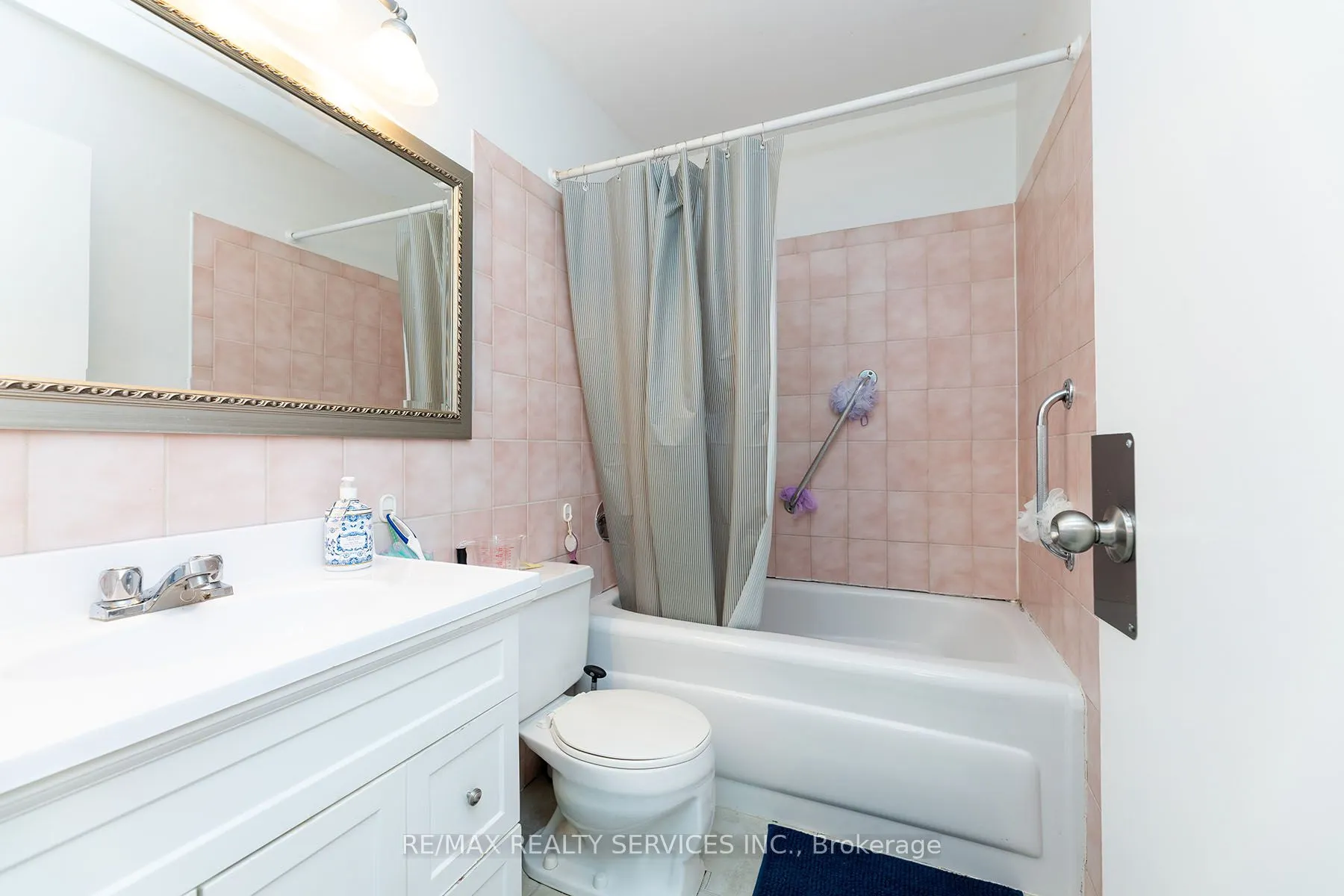 1306 Guelph Line, #Unit 3