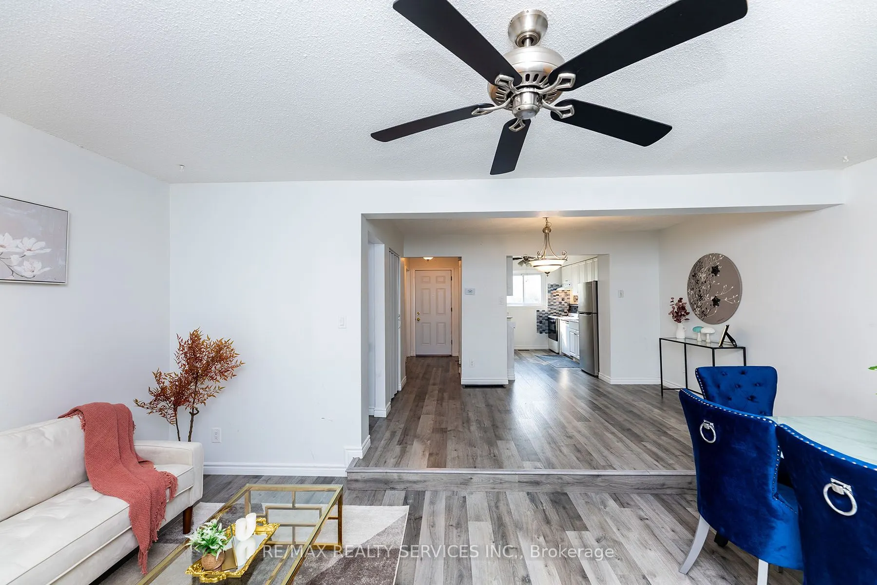 1306 Guelph Line, #Unit 3