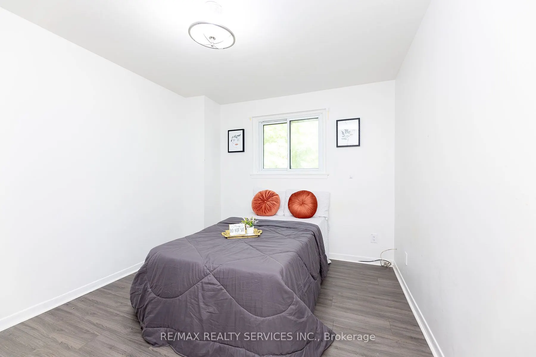 1306 Guelph Line, #Unit 3