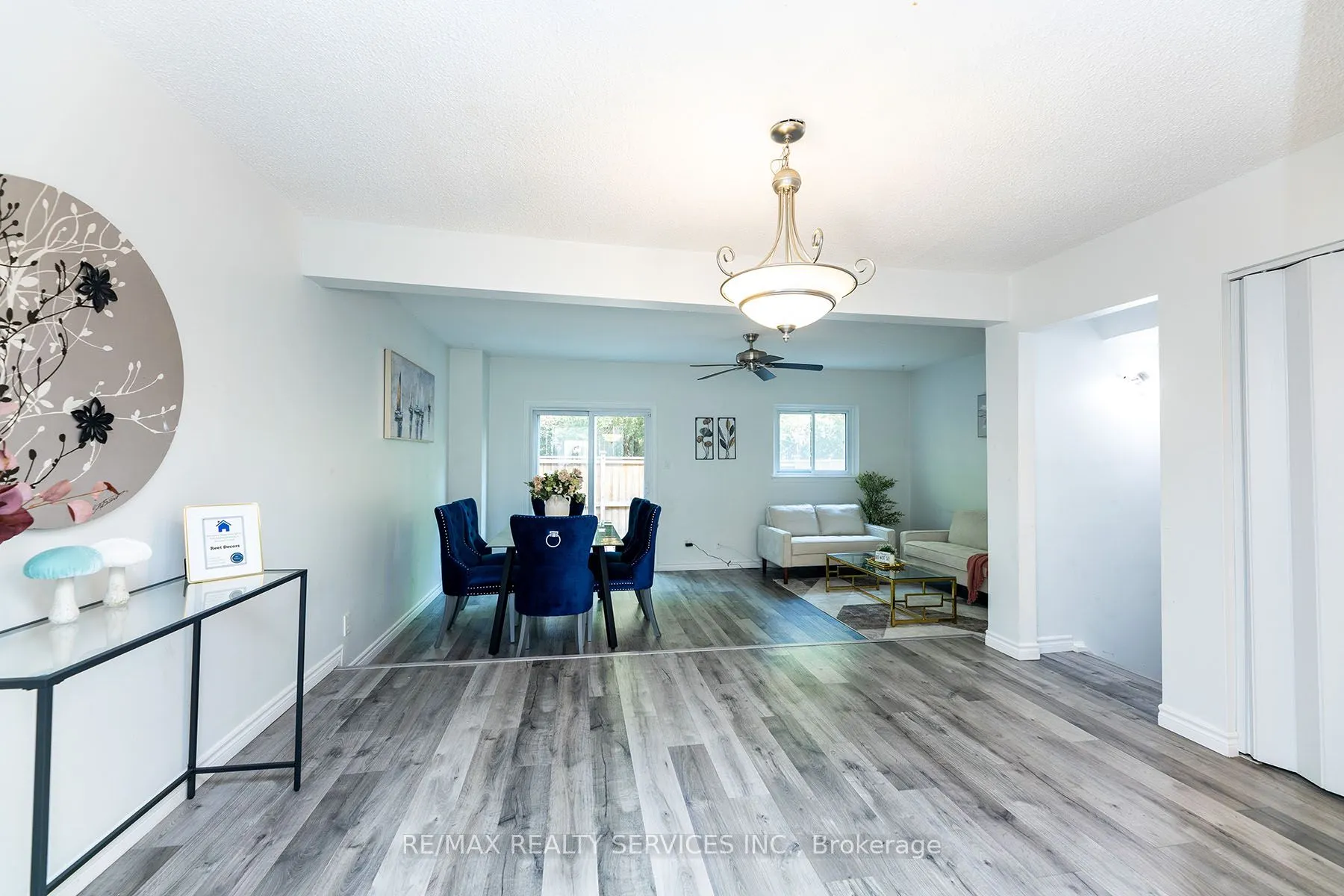 1306 Guelph Line, #Unit 3