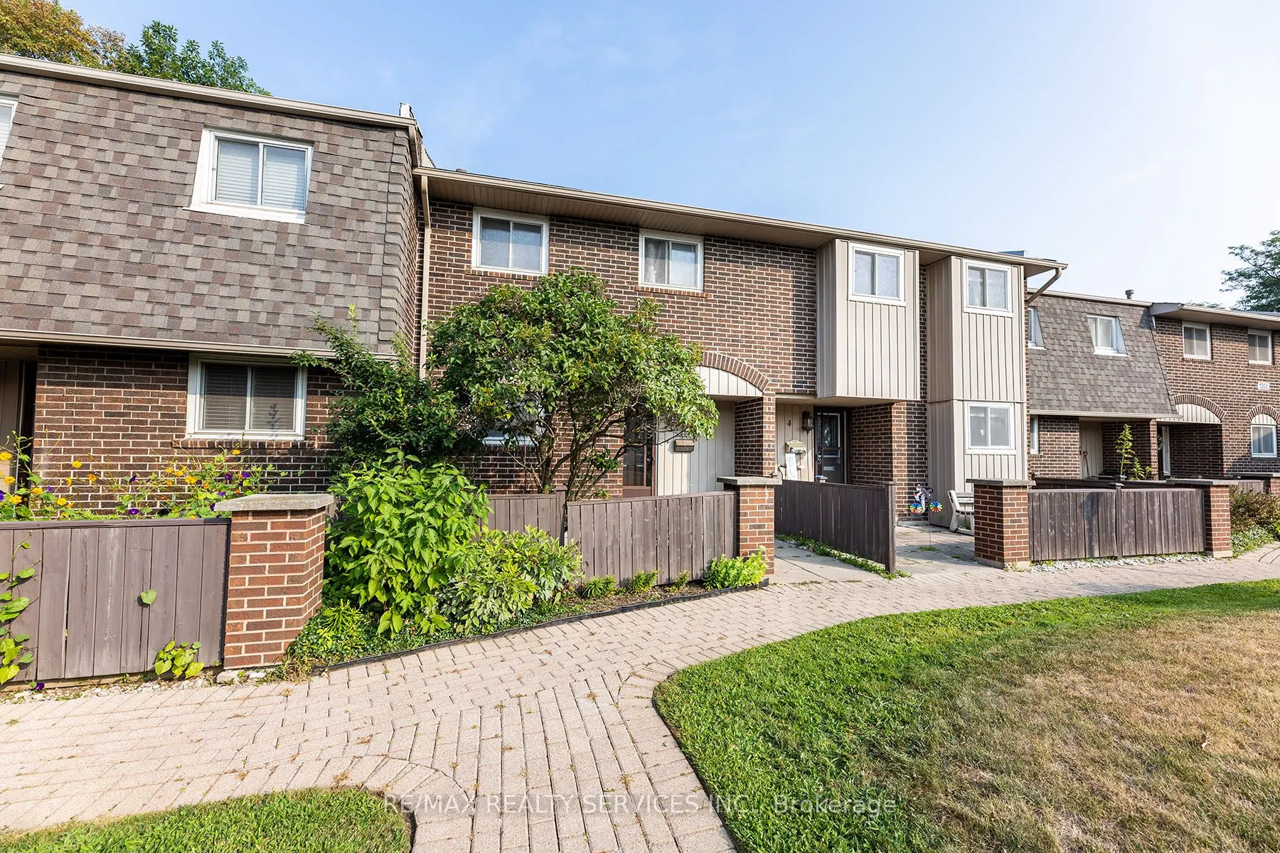 1306 Guelph Line, #Unit 3