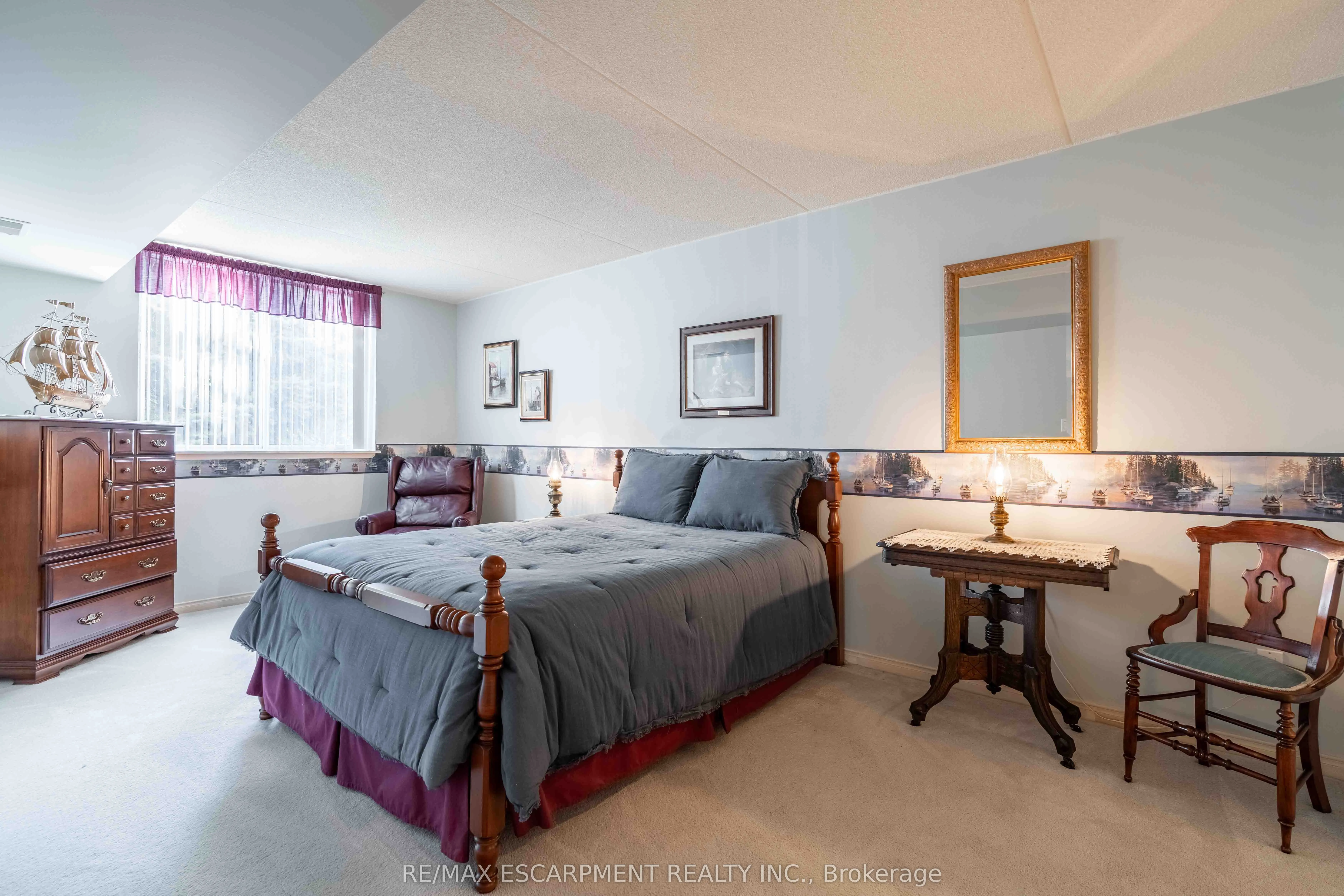 3499 Upper Middle Road, #102