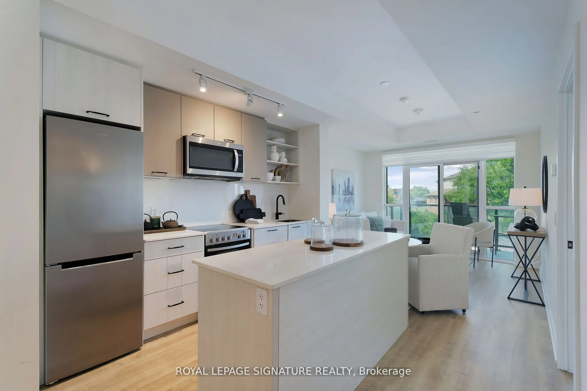 2300 St Clair Avenue N, #327