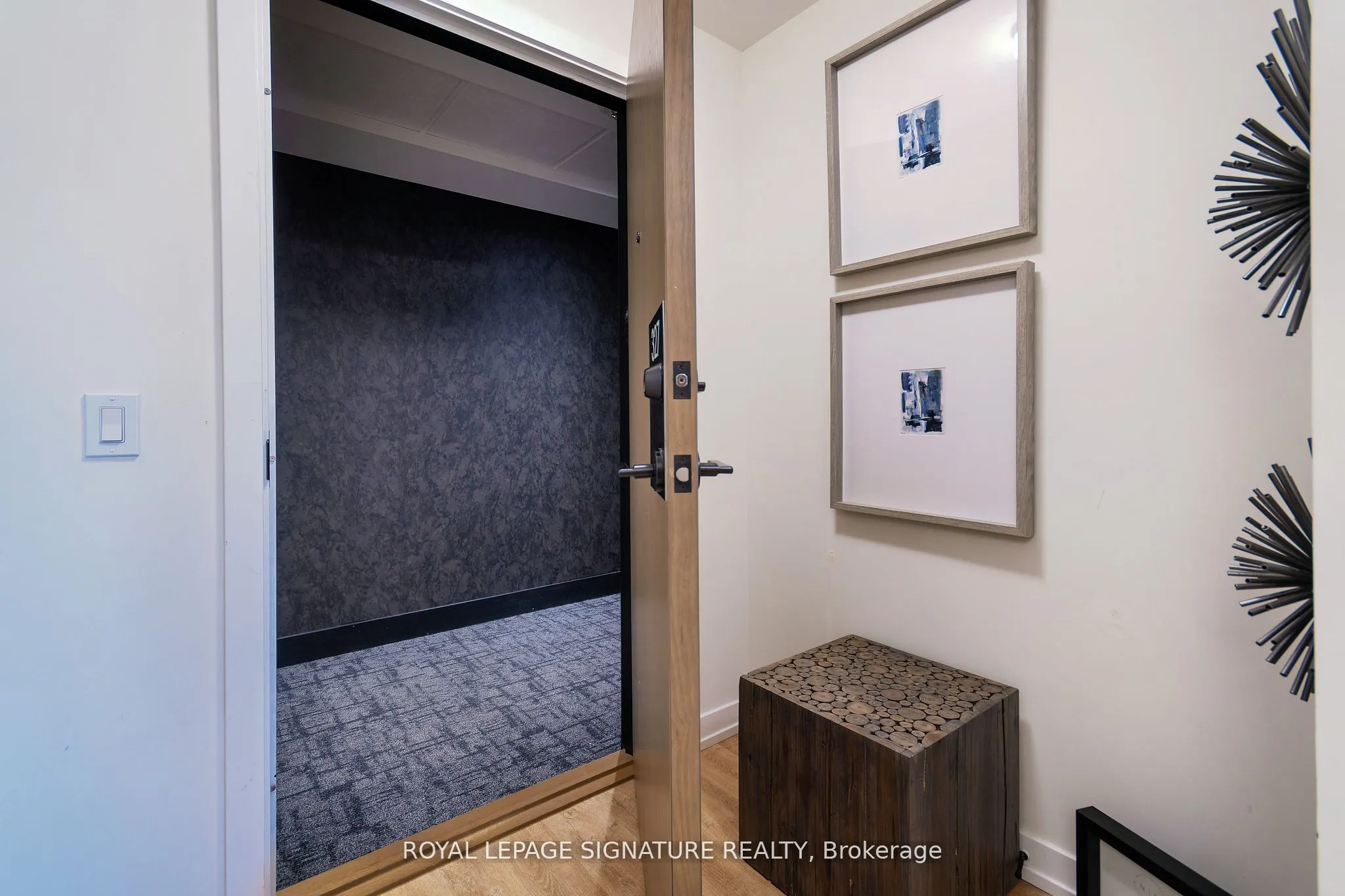 2300 St Clair Avenue N, #327