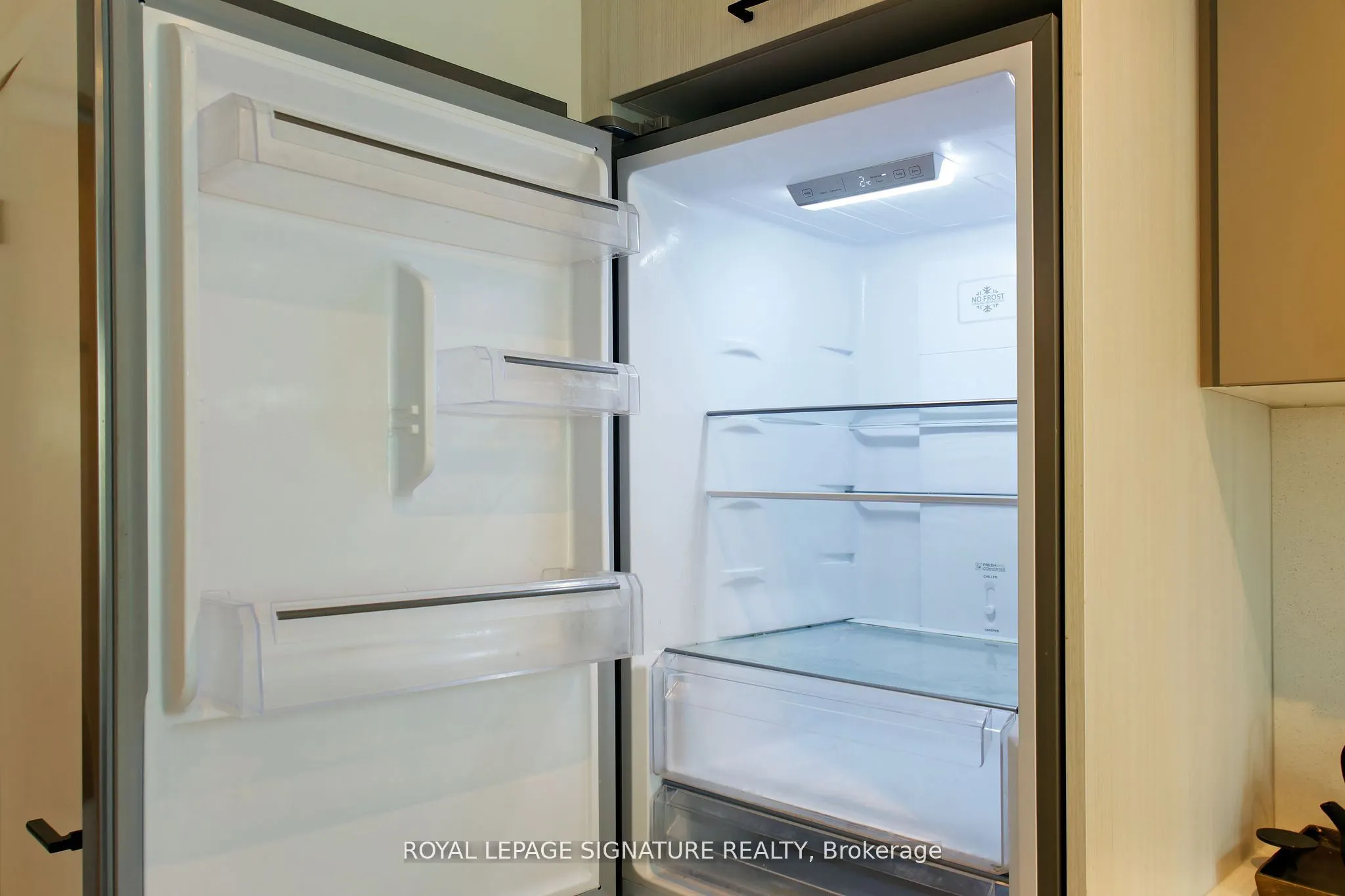 2300 St Clair Avenue N, #327