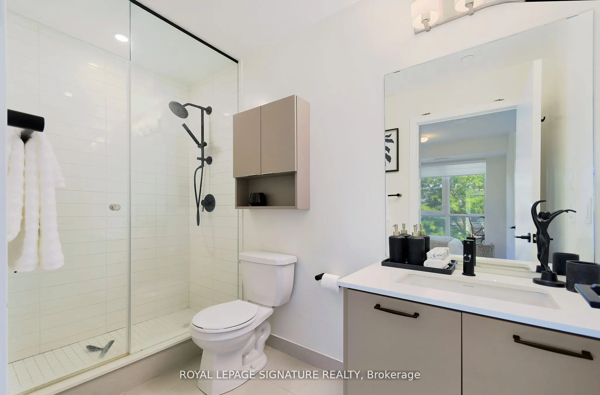2300 St Clair Avenue N, #327