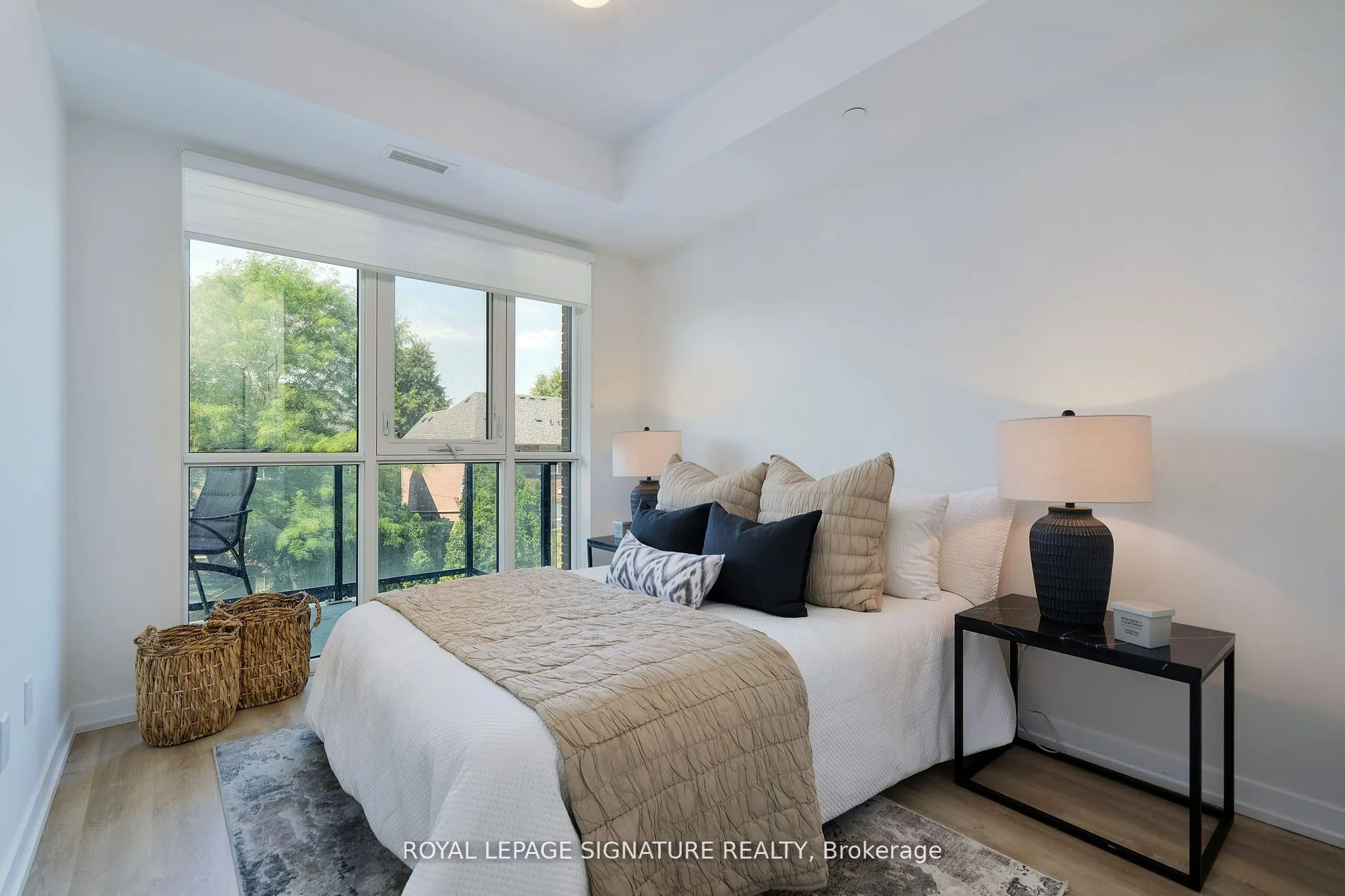 2300 St Clair Avenue N, #327