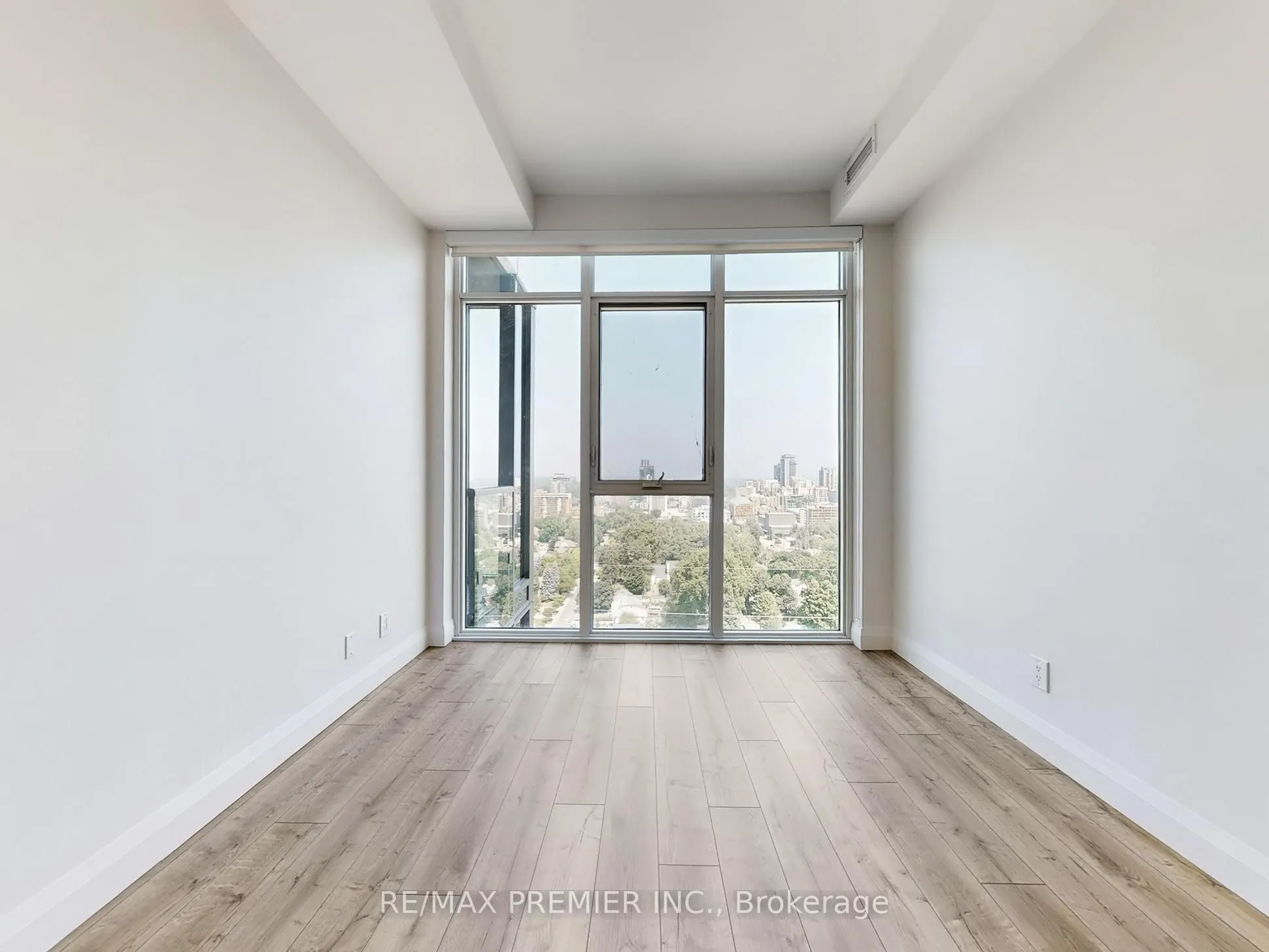 500 Brock Avenue, #2003
