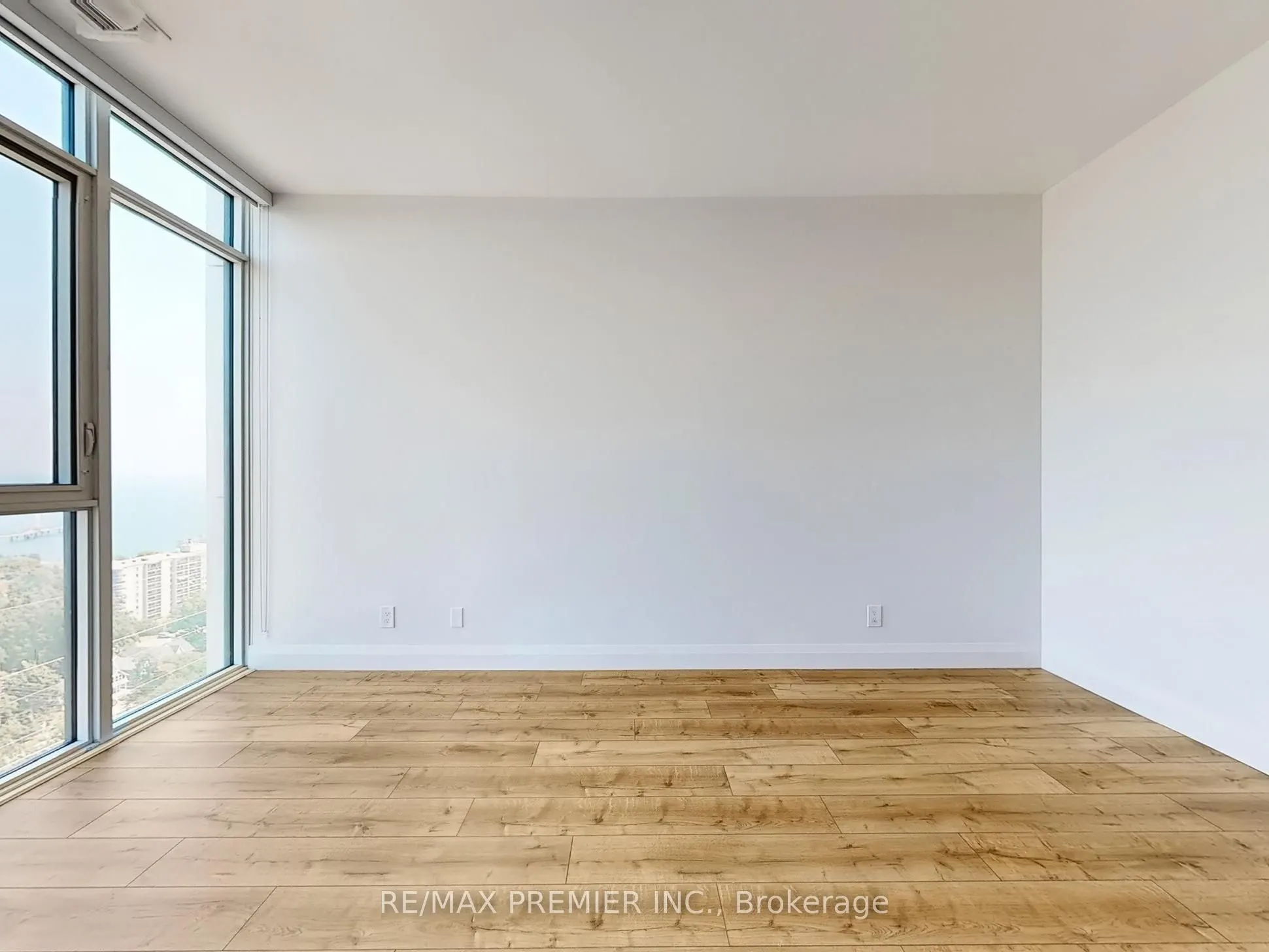 500 Brock Avenue, #2003